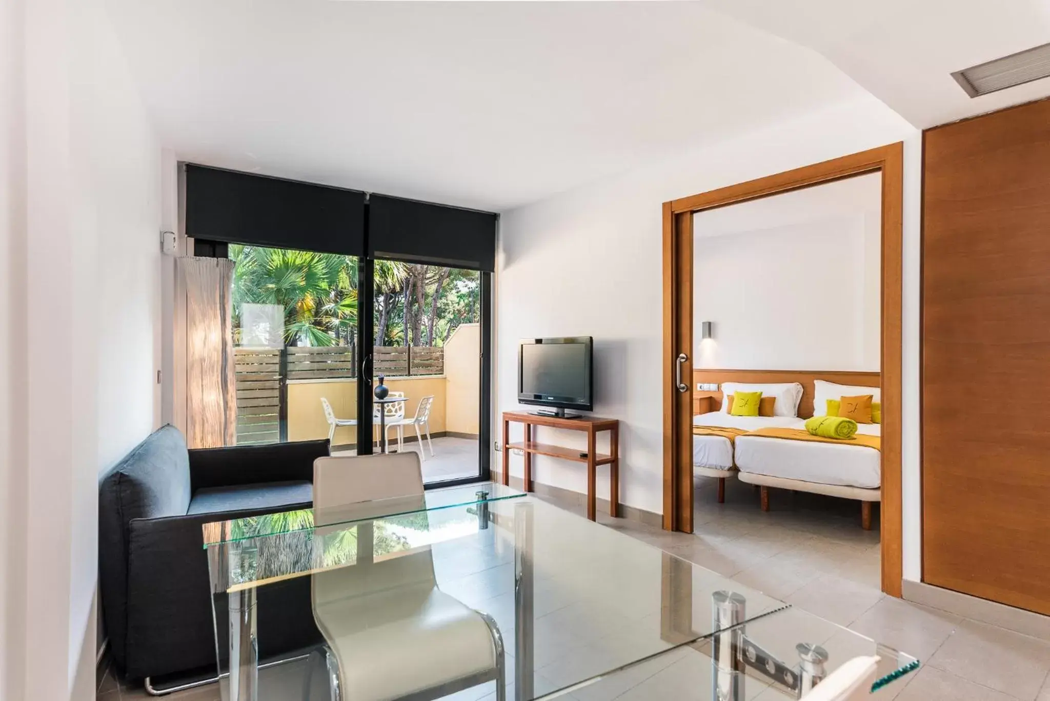 Apartment with Terrace in Aparthotel Las Palmeras Castelldefels Apartment with Terrace in Aparthotel Las Palmeras Castelldefels