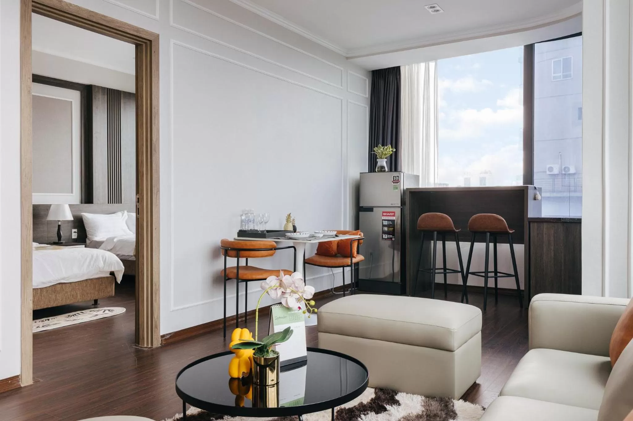 Photo of the whole room, Seating Area in Ivy Hotel & Apartment