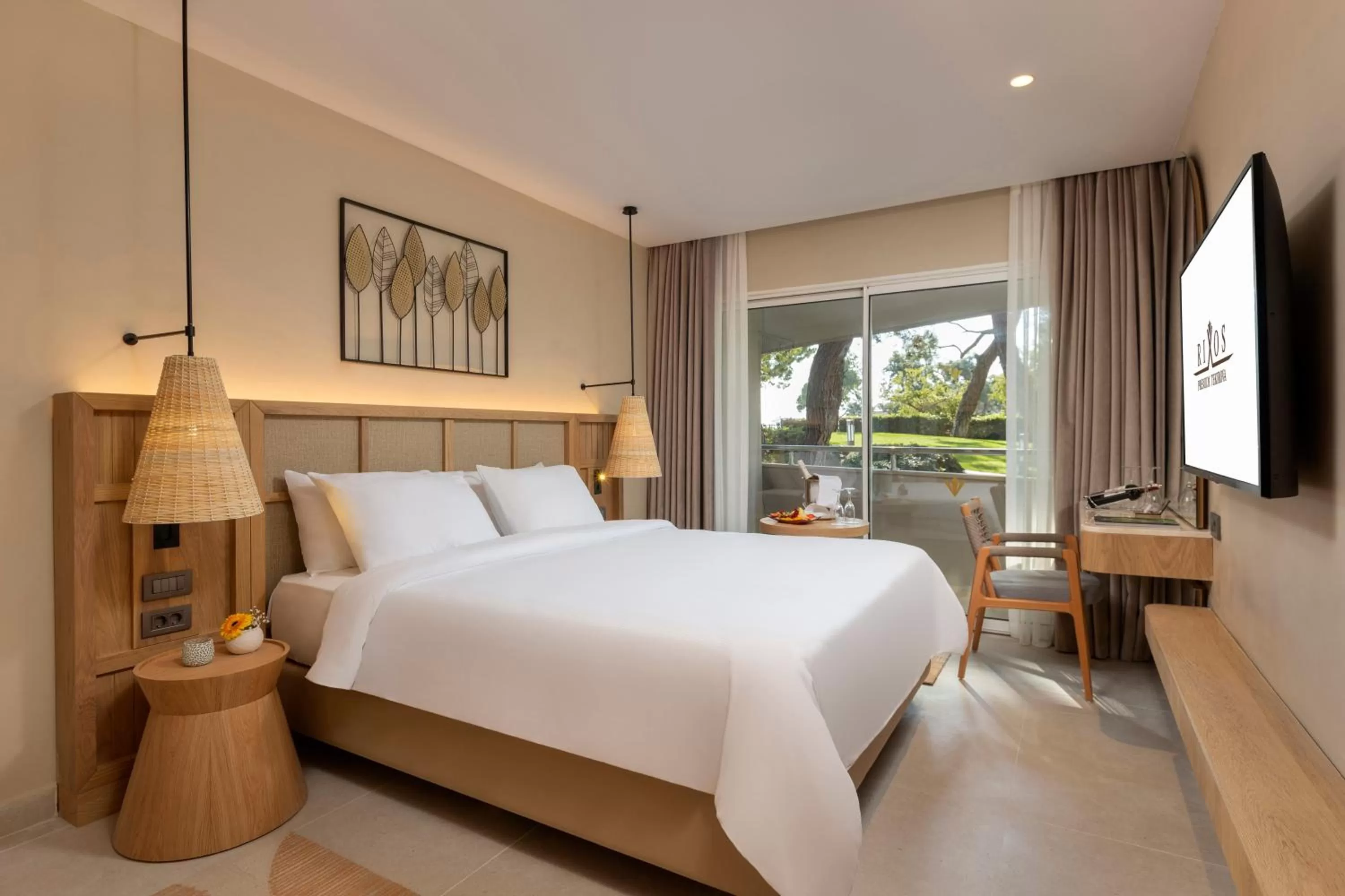 Deluxe Family Suite Sea View in Rixos Premium Tekirova - The Land of Legends Access