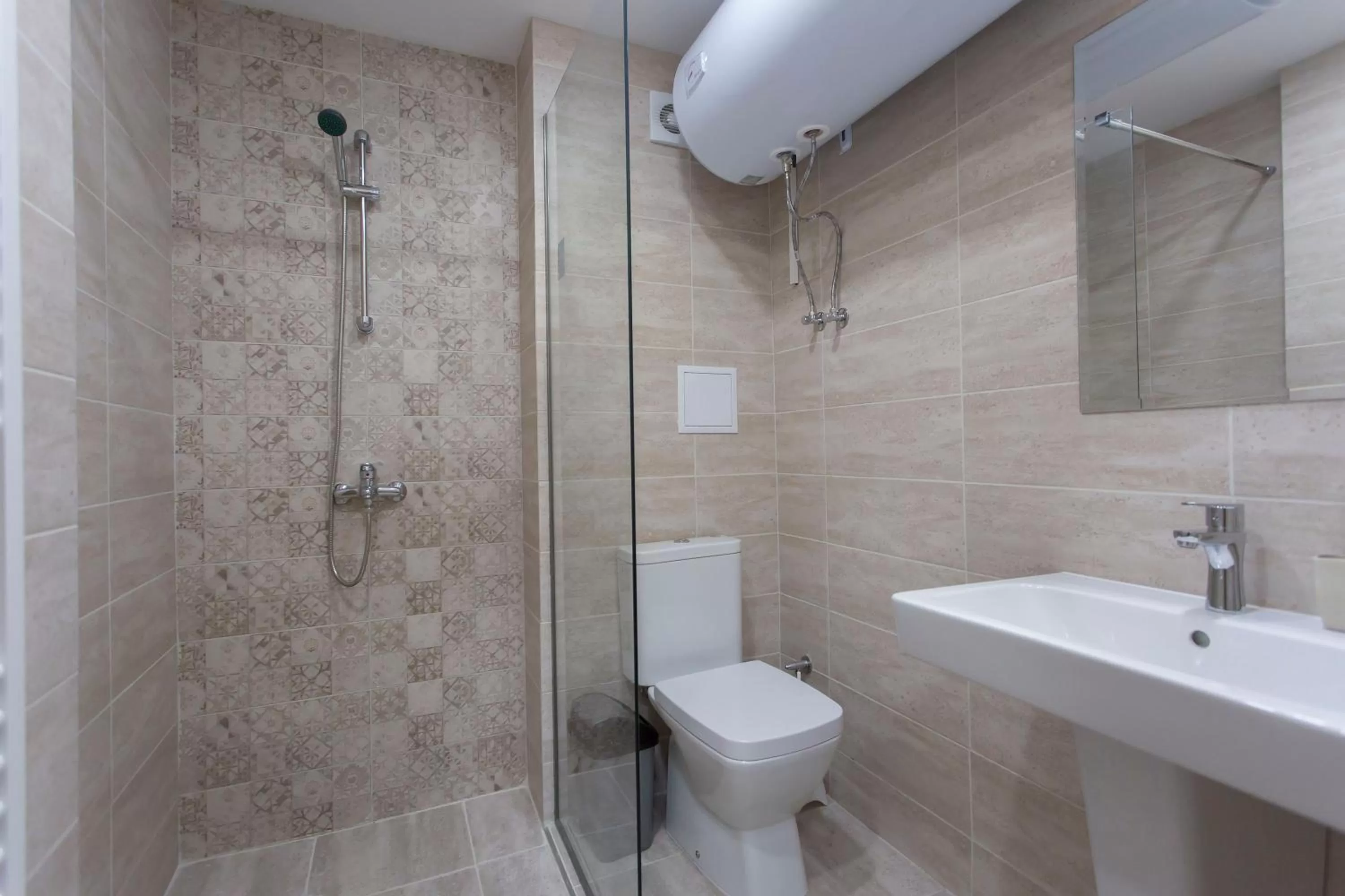 Bathroom in Modern and Bright Apartments near Center - FREE PARKING