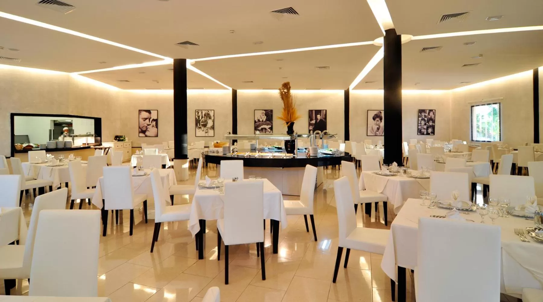 Restaurant/places to eat in Grand Sirenis Punta Cana Resort & Aquagames - All Inclusive