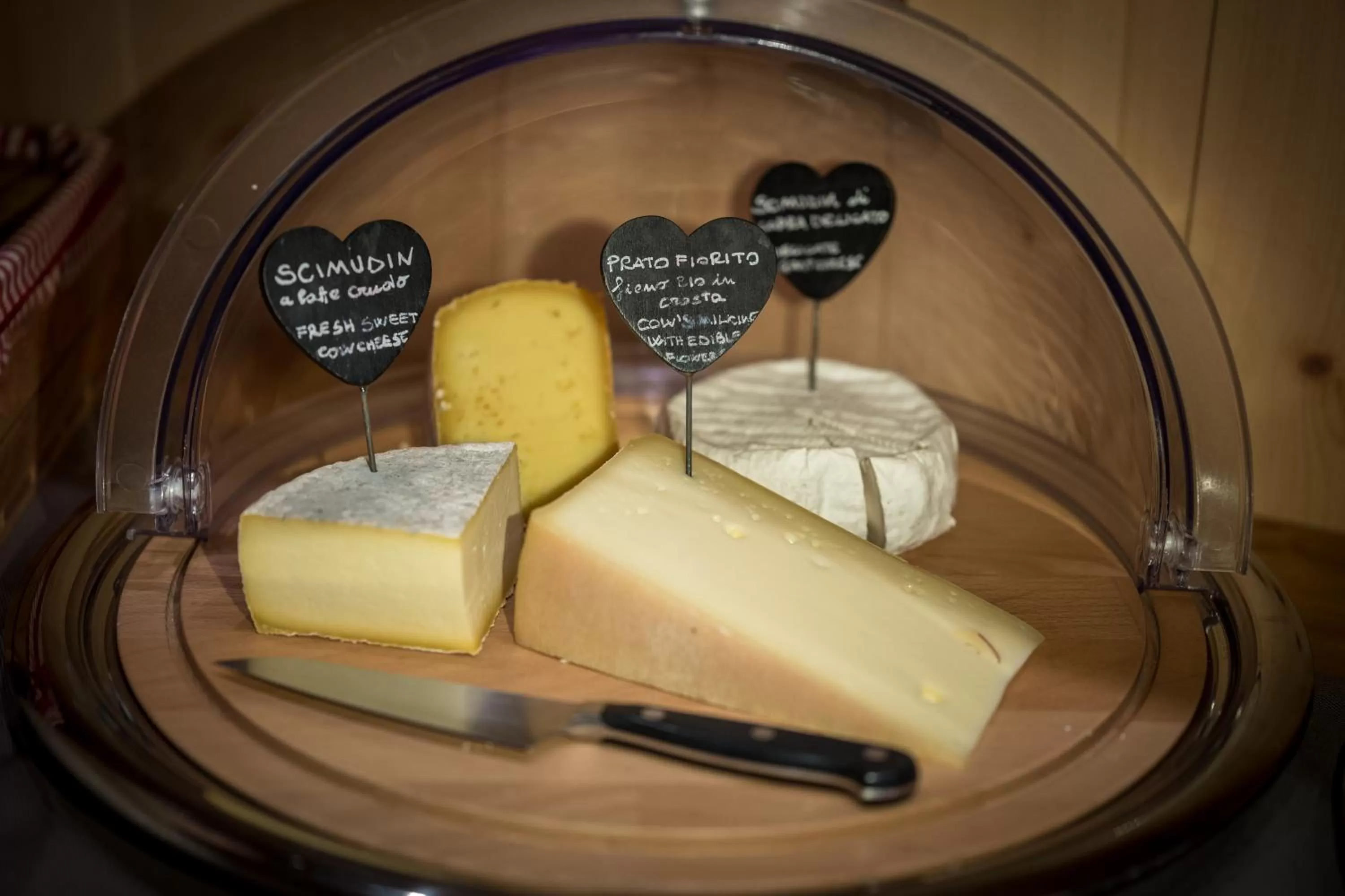 Food and drinks in Meublè Garnì Della Contea