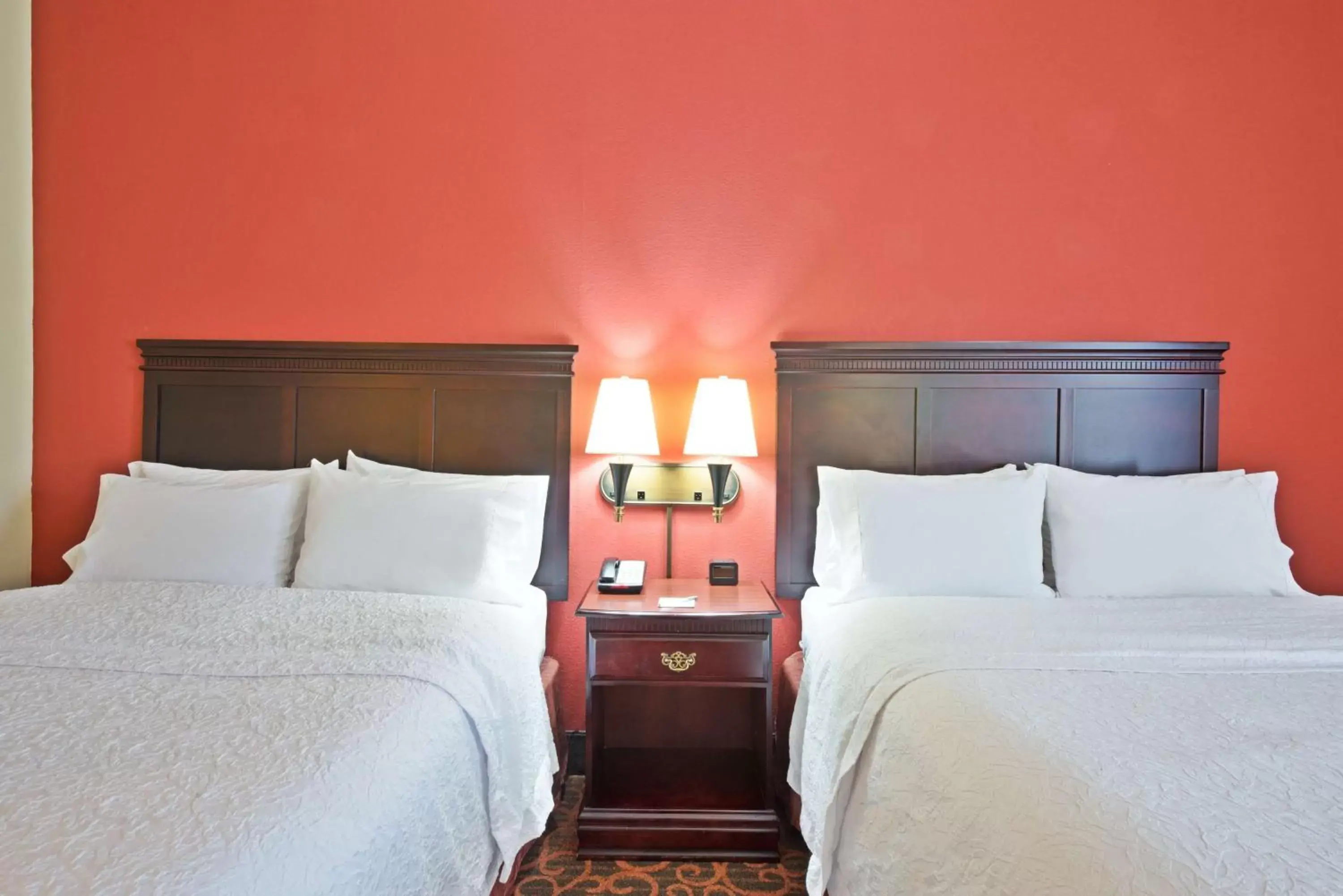 Queen Room with Two Queen Beds and Whirlpool - Non-Smoking in Hampton Inn Winfield Teays Valley Queen Room with Two Queen Beds and Whirlpool - Non-Smoking in Hampton Inn Winfield Teays Valley