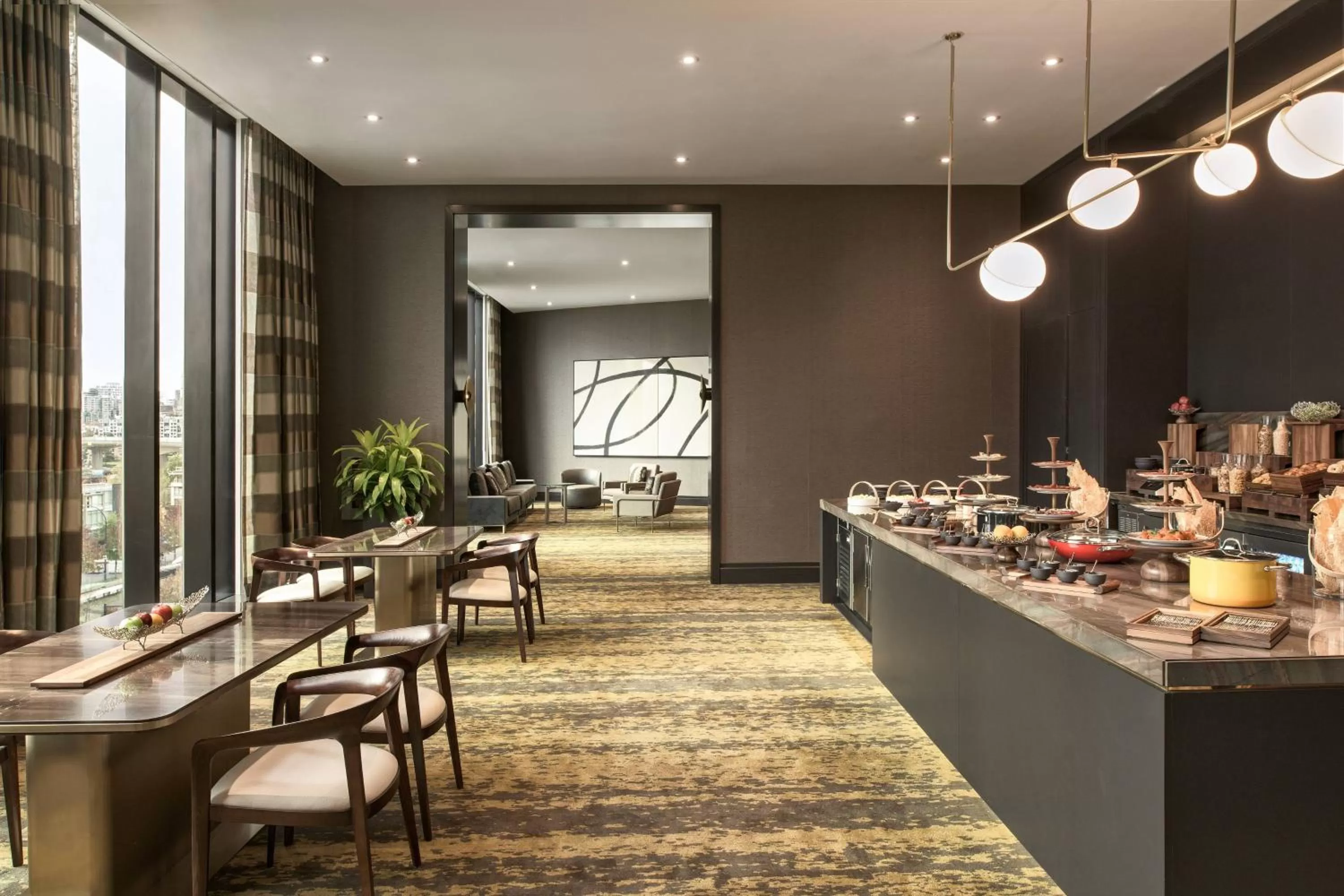 Lounge or bar in JW Marriott Parq Vancouver