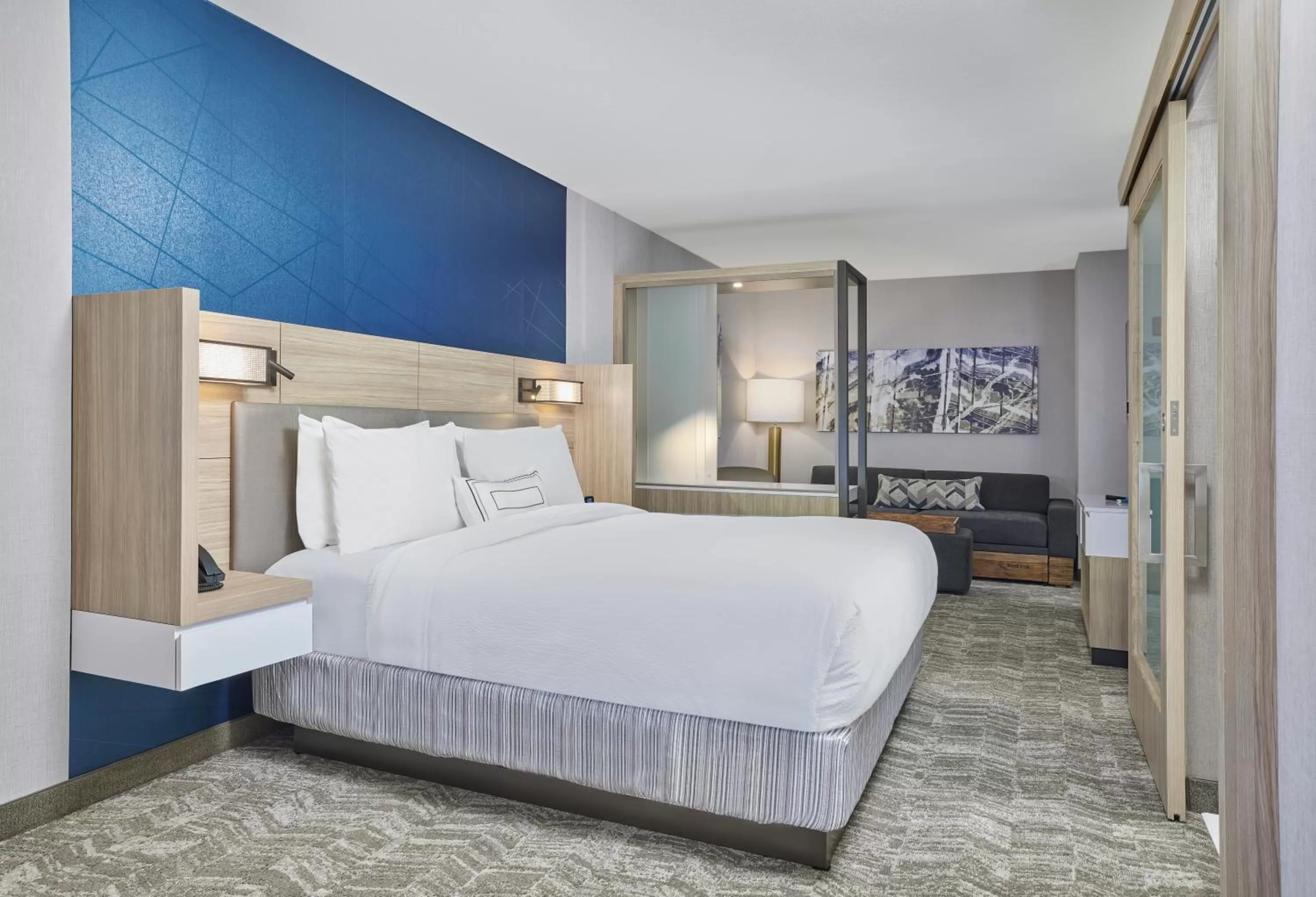 Photo of the whole room, Bed in SpringHill Suites by Marriott Chicago Chinatown