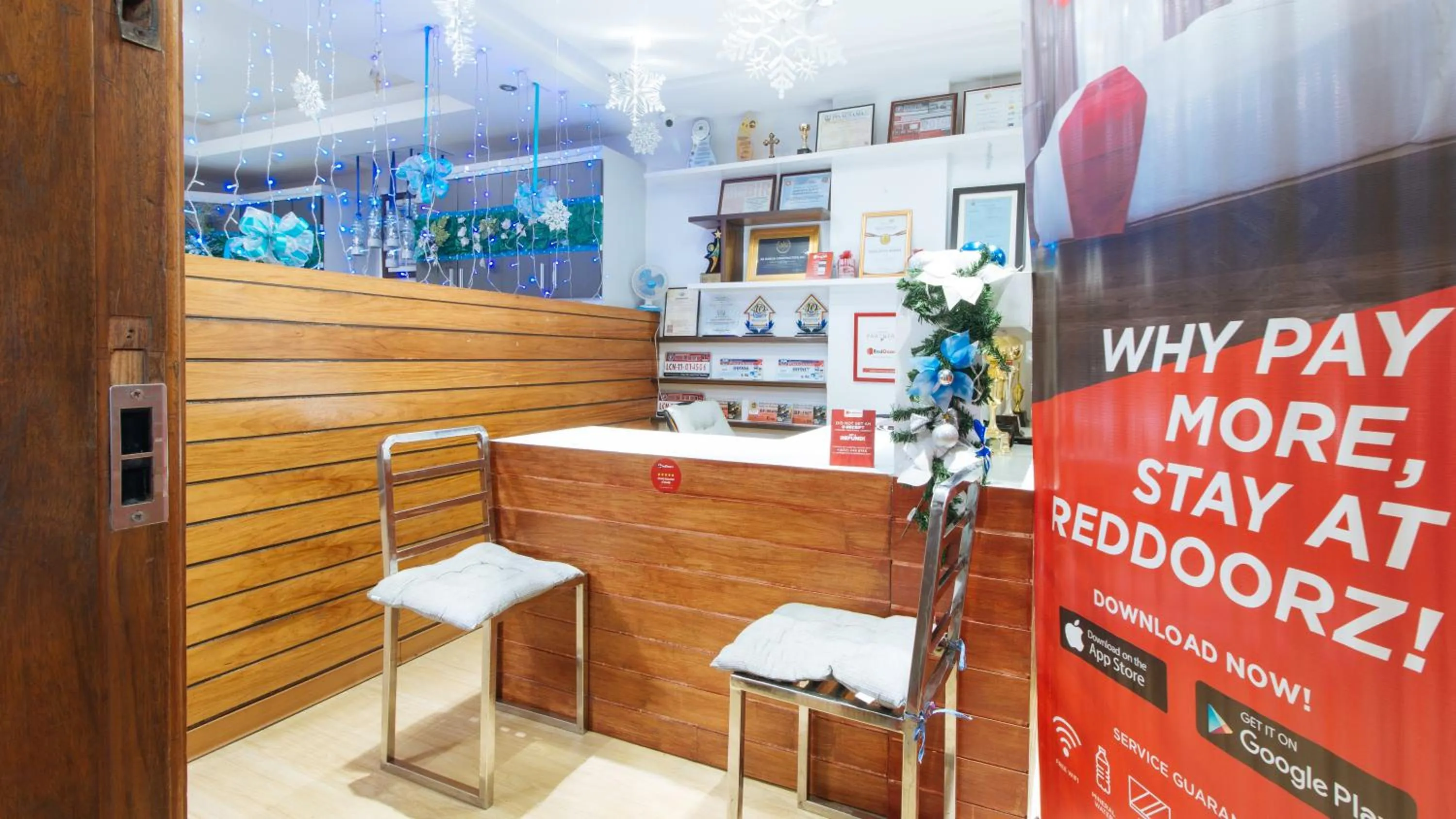 Lobby or reception in RedDoorz at DBuilders Rooms Ph1 Taguig