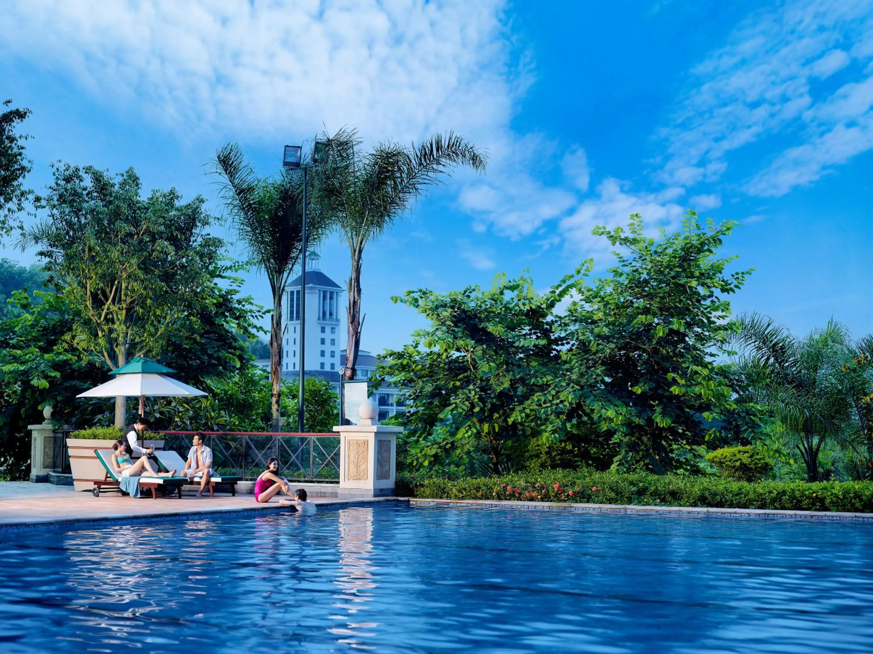 Swimming pool in Mission Hills Hotel Resorts Dongguan