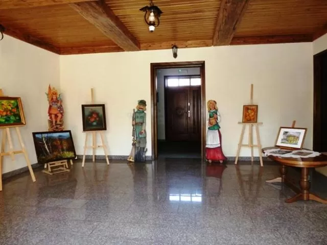 Gościniec Dworski w Ropie