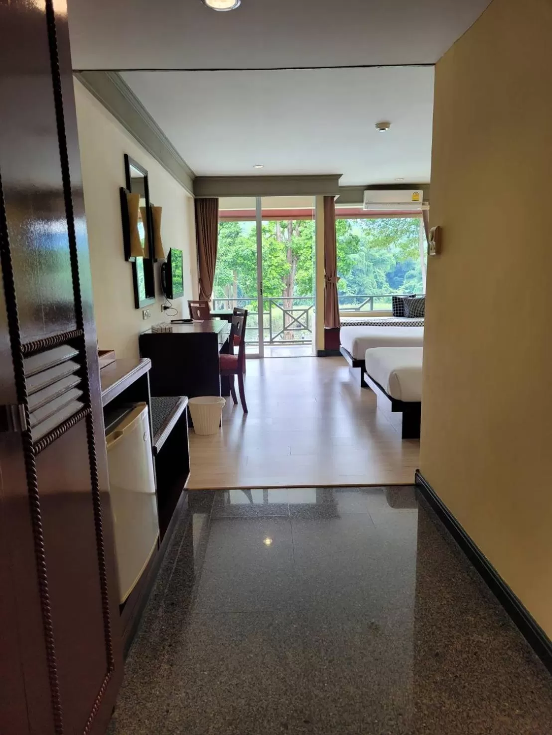 Photo of the whole room, Bed in Aekpailin River Kwai Resort