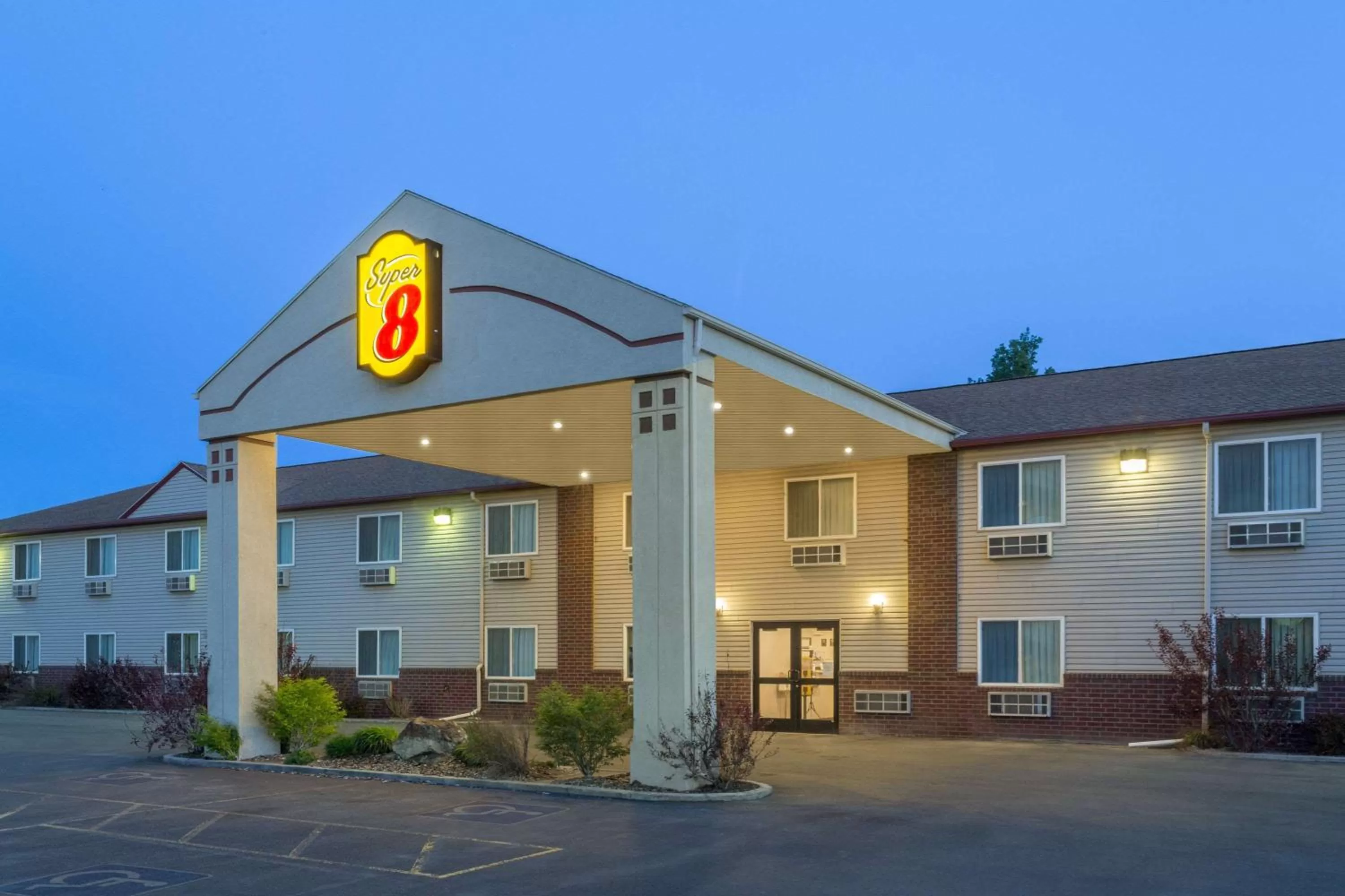 Property building in Super 8 by Wyndham Super 8 Blackfoot