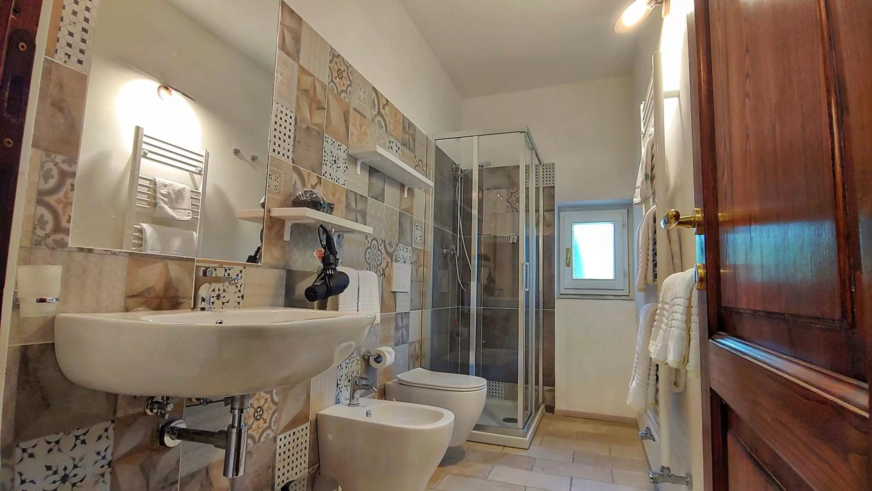 Bathroom in Torrebianca Tuscany