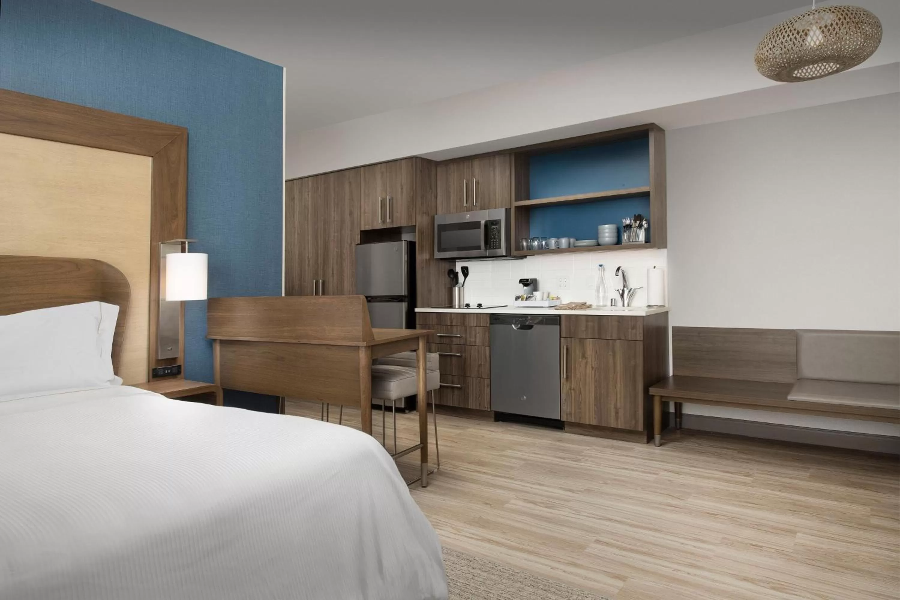 Photo of the whole room, Bed in Element Seattle Sea-Tac Airport