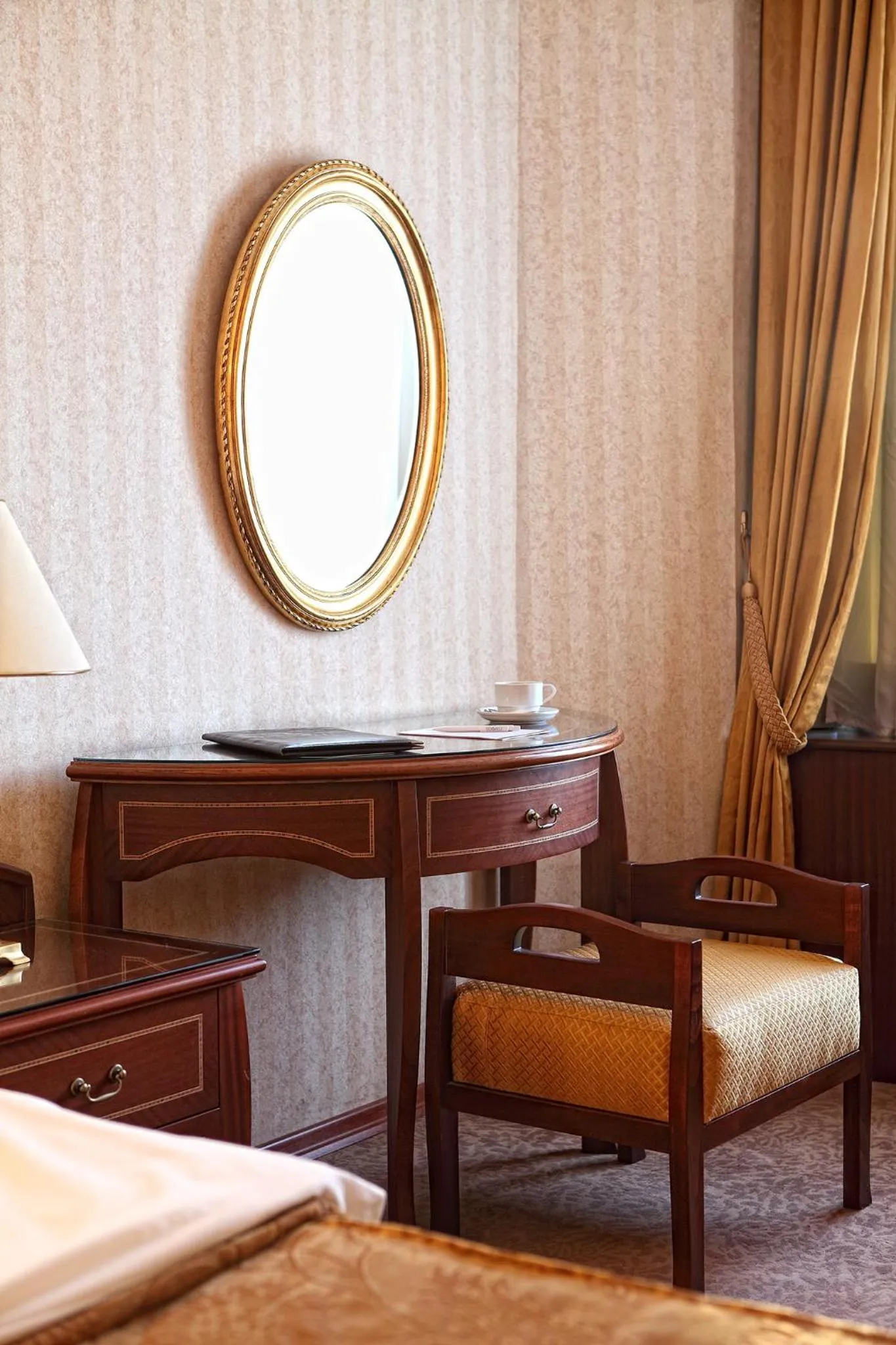 Seating area, Bed in Surmeli Adana Hotel