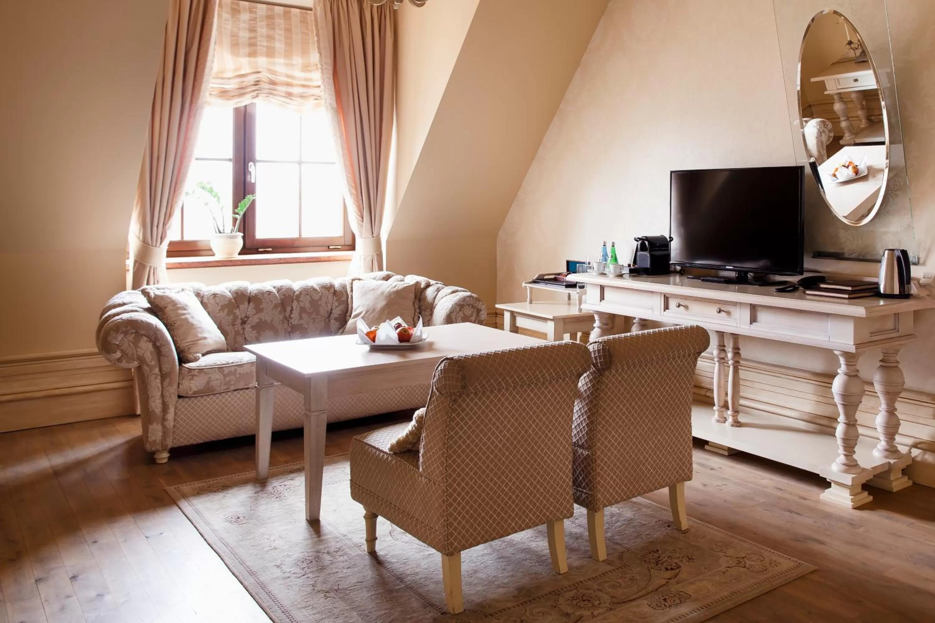 Photo of the whole room in Hotel Król Kazimierz