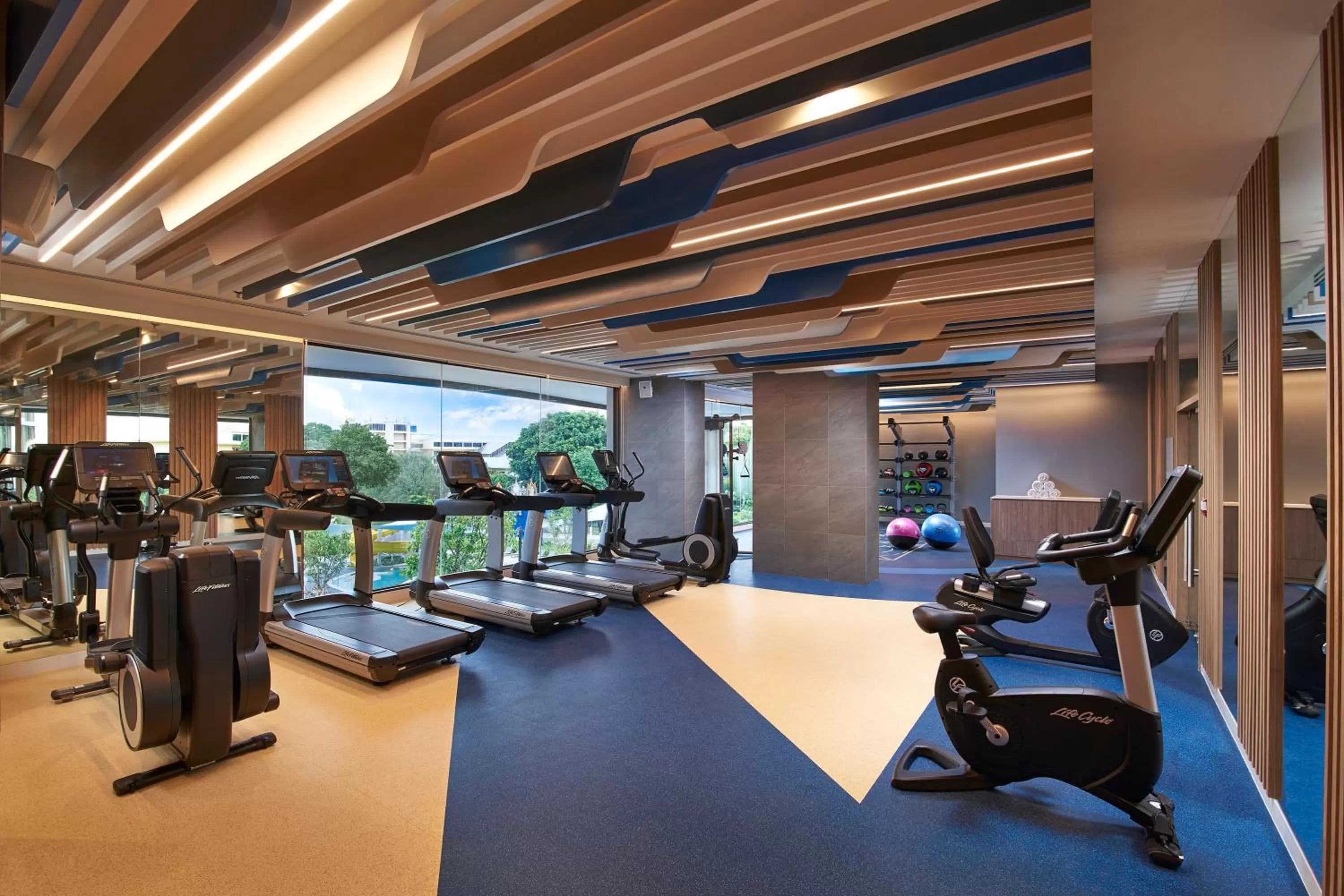 Fitness centre/facilities in OZO North Pattaya