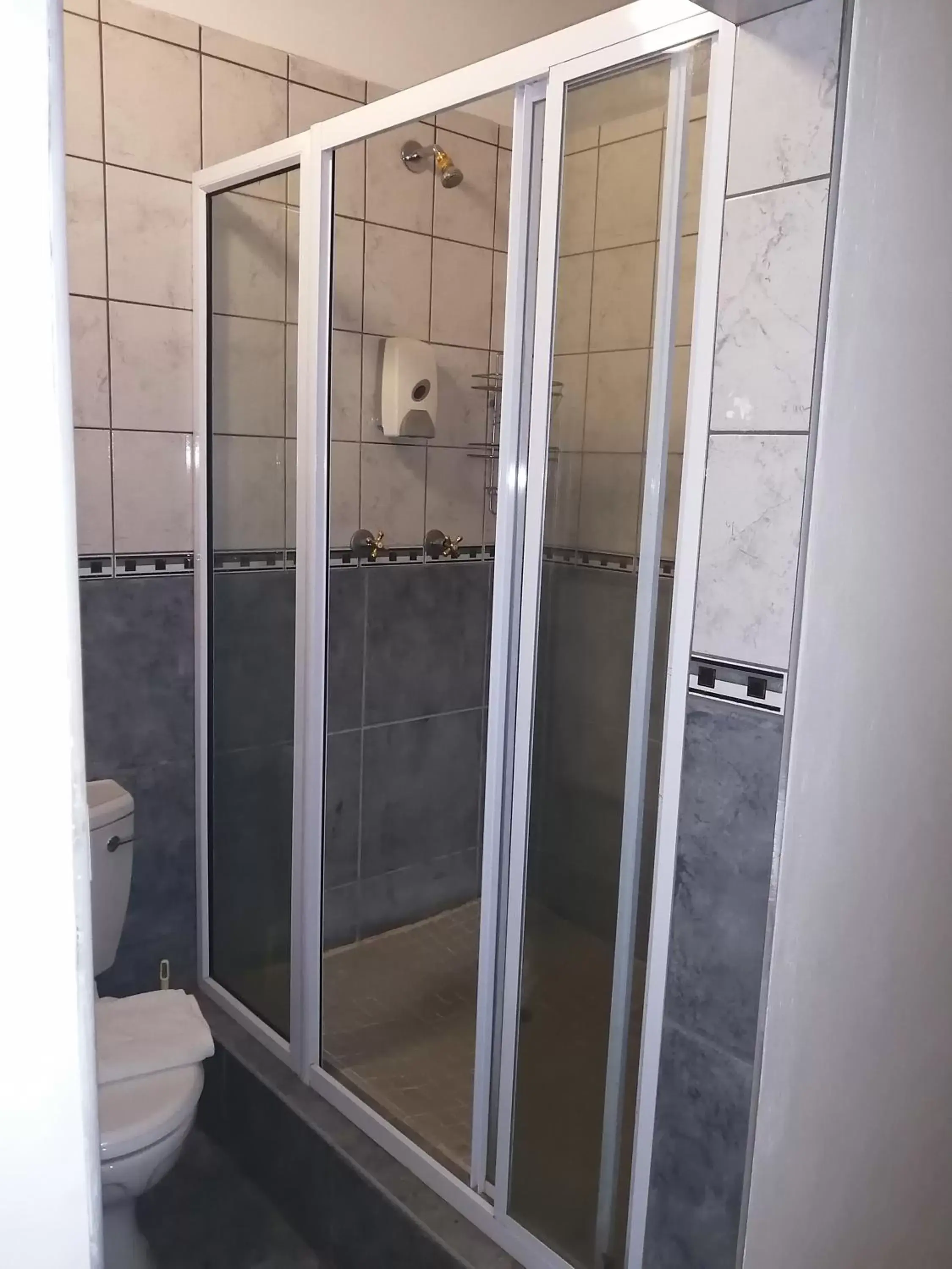 Krige Lodge B&B Krige Lodge B&B