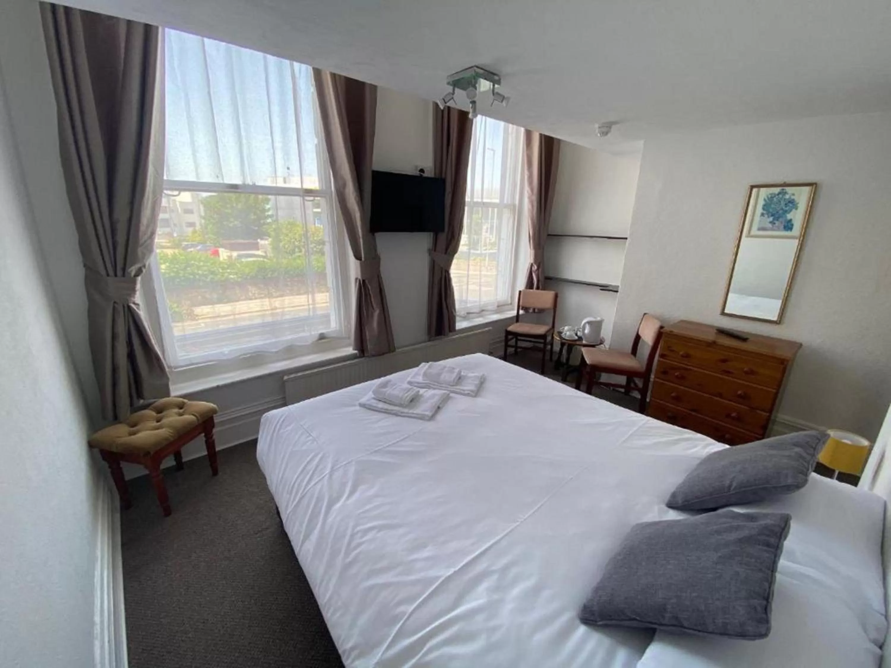 Carlton Court Hotel Eastbourne