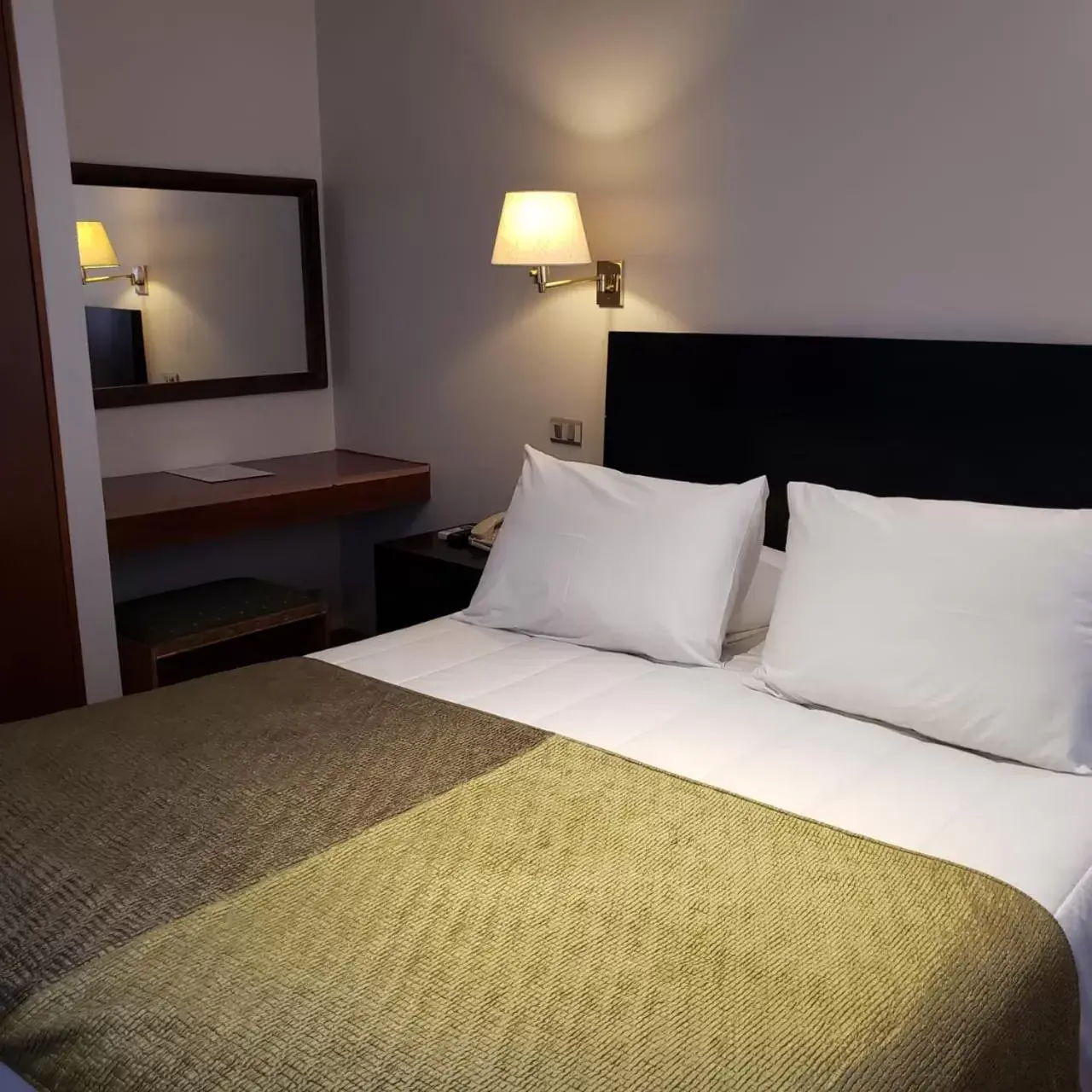 Standard Room in Hotel Gavina Express Standard Room in Hotel Gavina Express