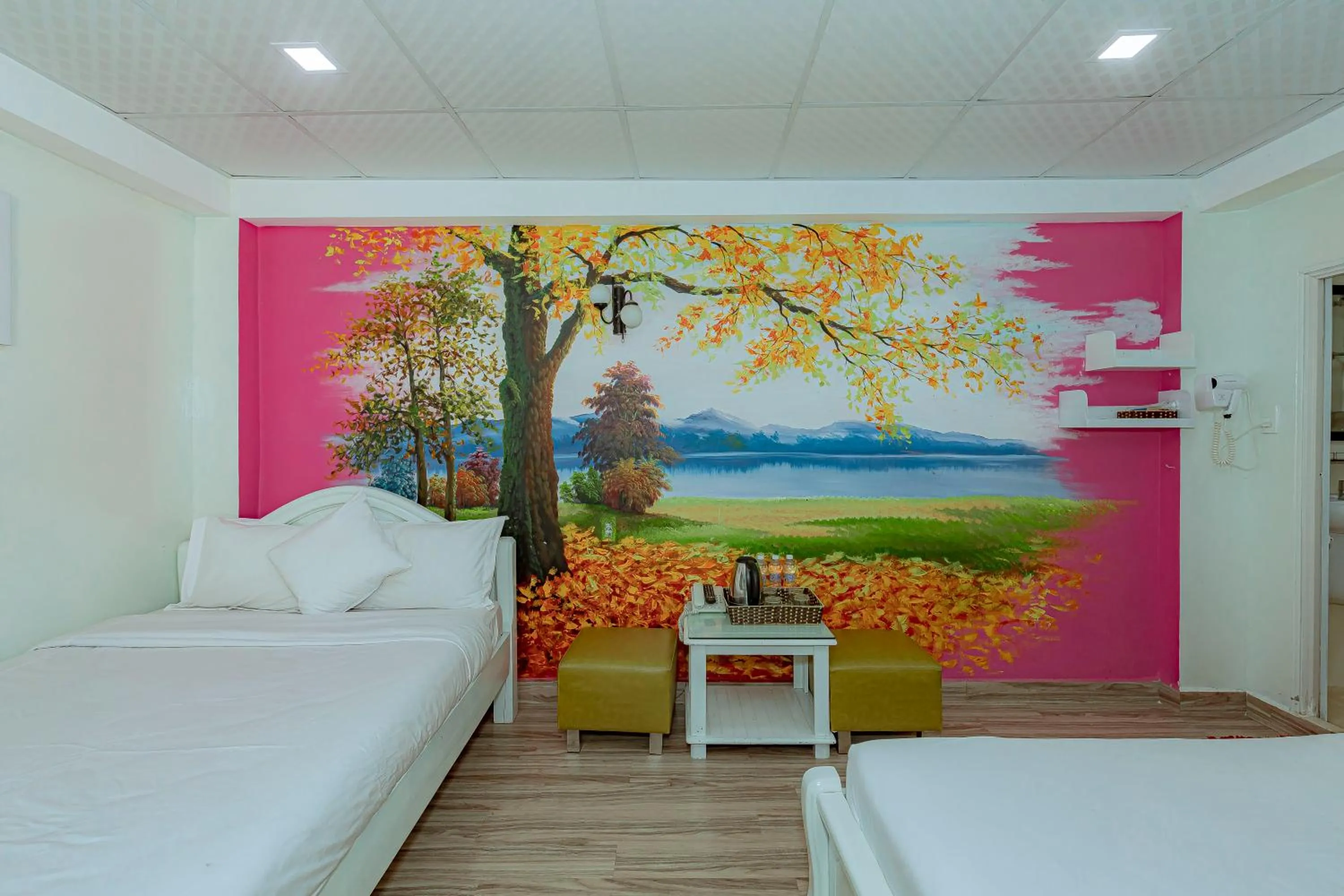 Ken's Backpackers Hotel