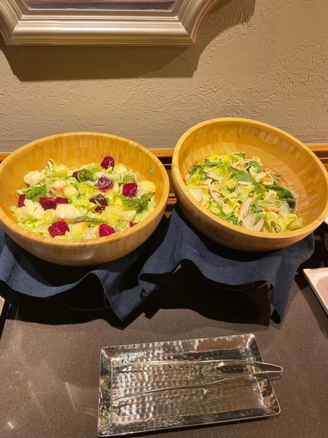 Breakfast in River inn Station