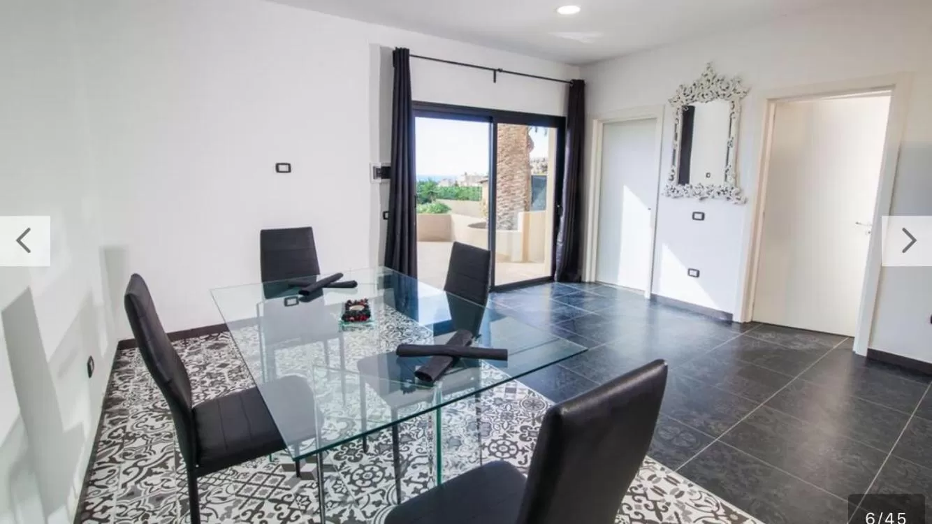 Dining Area in Paraiso villas