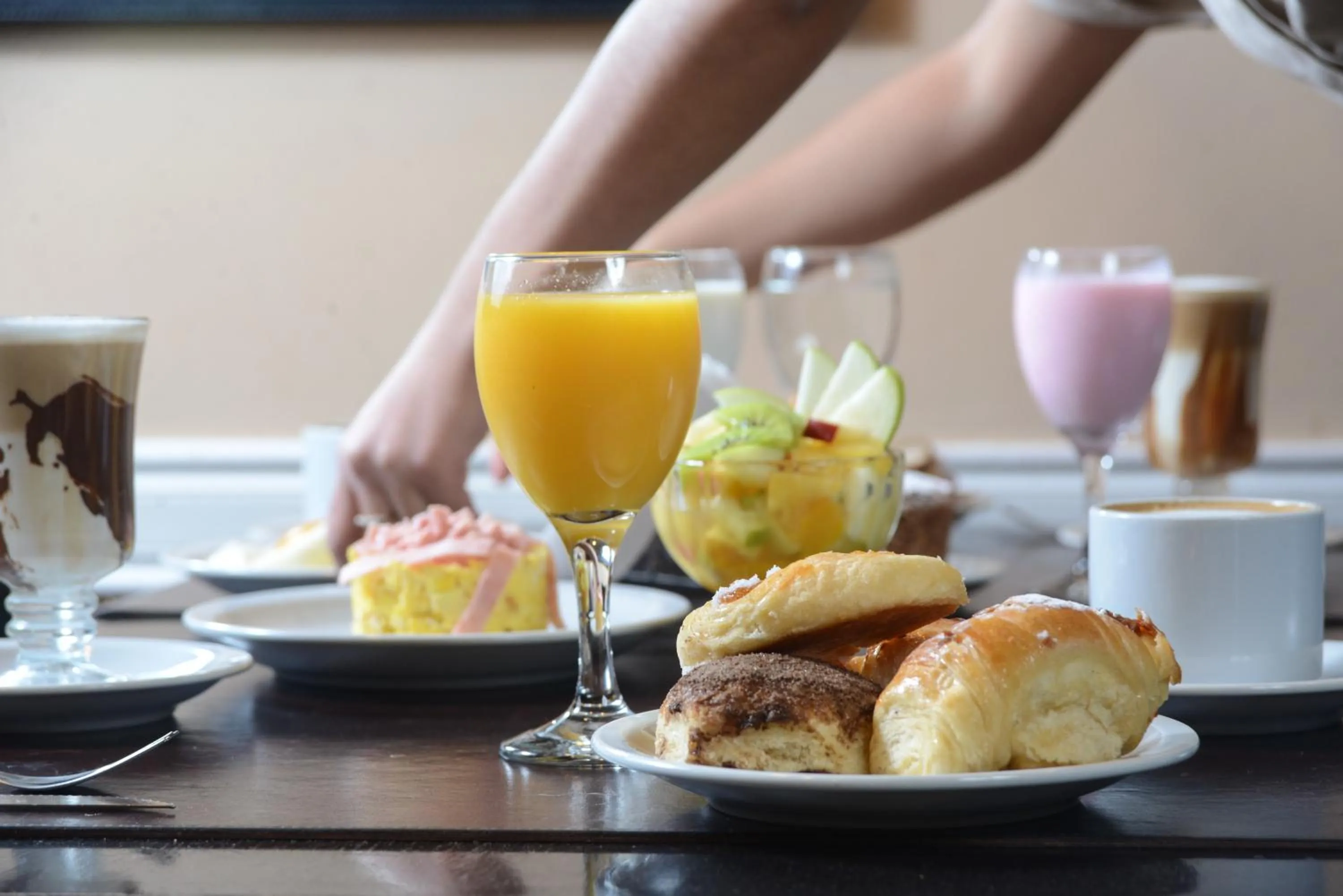 Restaurant/places to eat in Up Viamonte Hotel