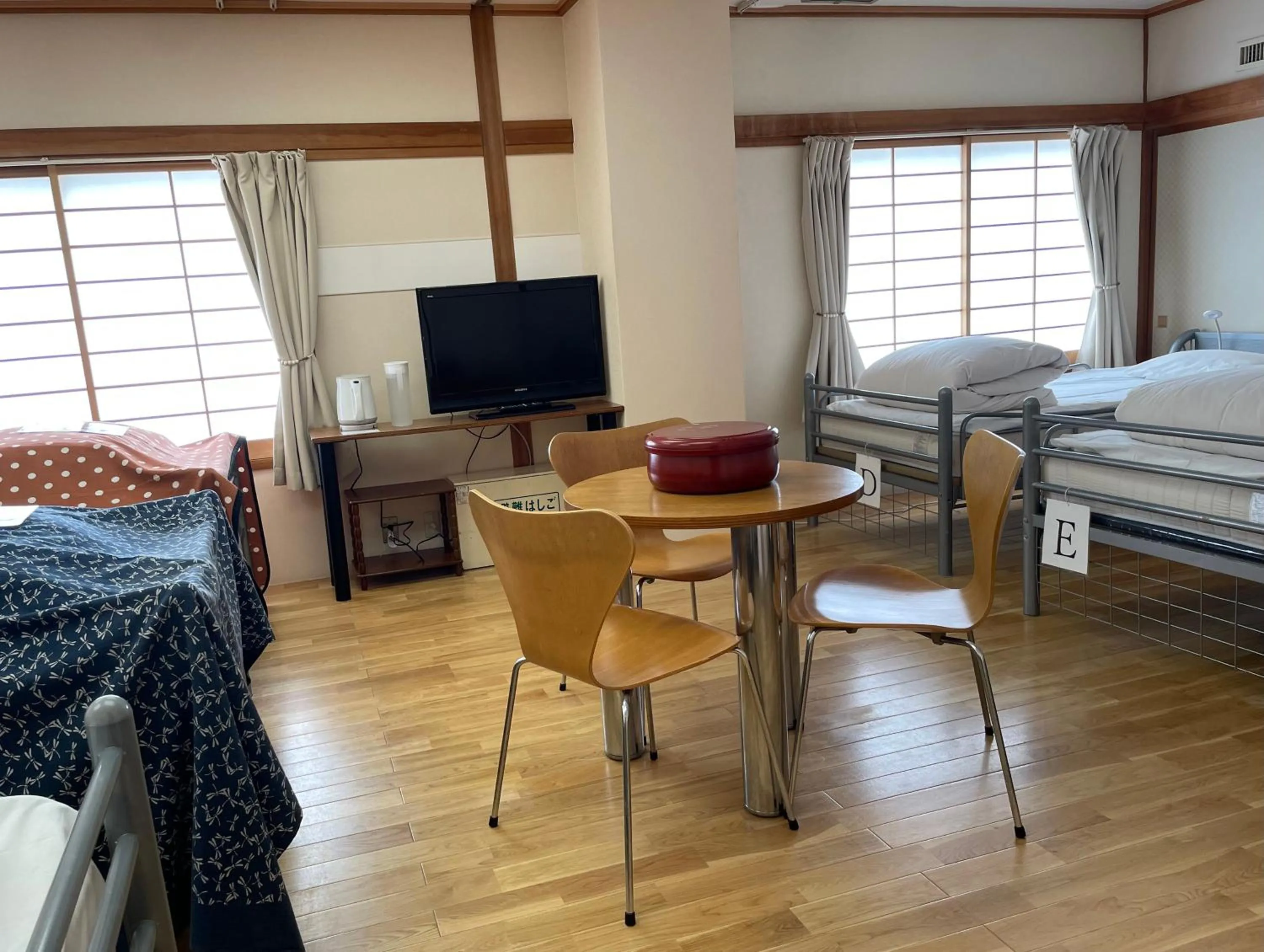 Bed in Kawaguchiko Station Inn