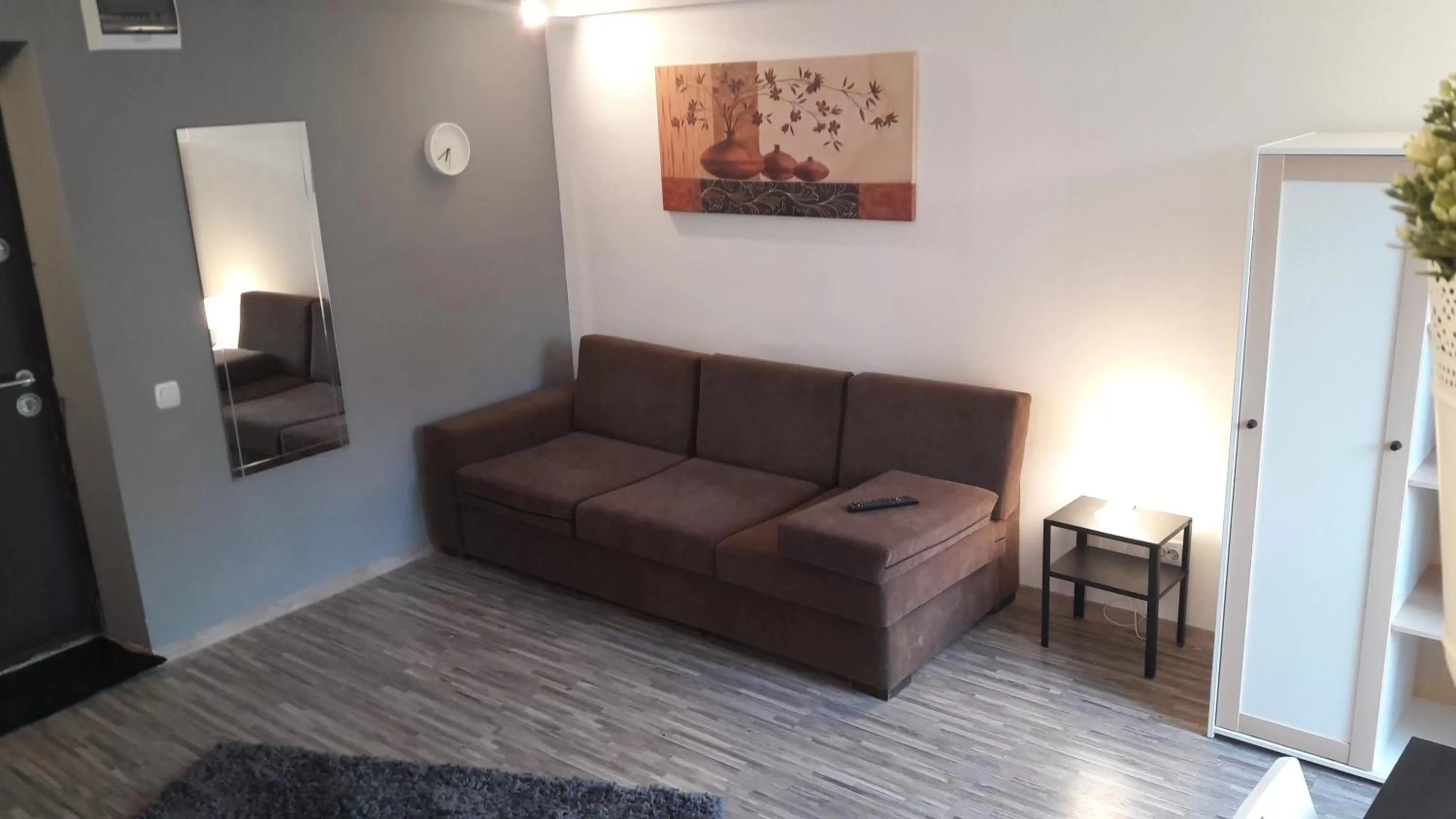 Seating Area in The Floor Piata Unirii