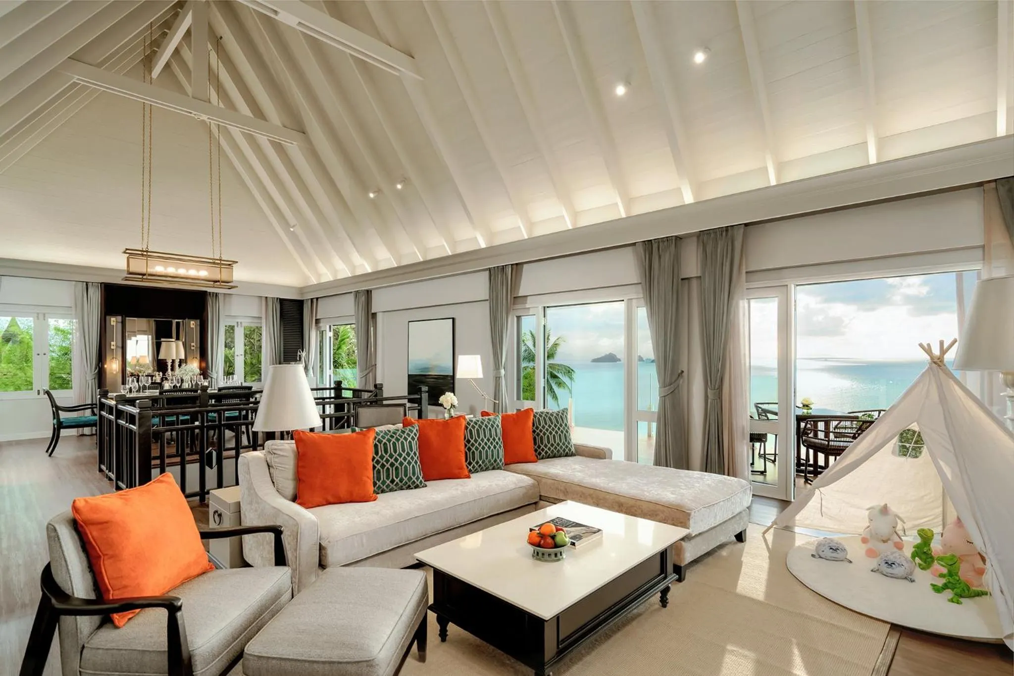 Living room, Seating Area in InterContinental Koh Samui Resort, an IHG Hotel