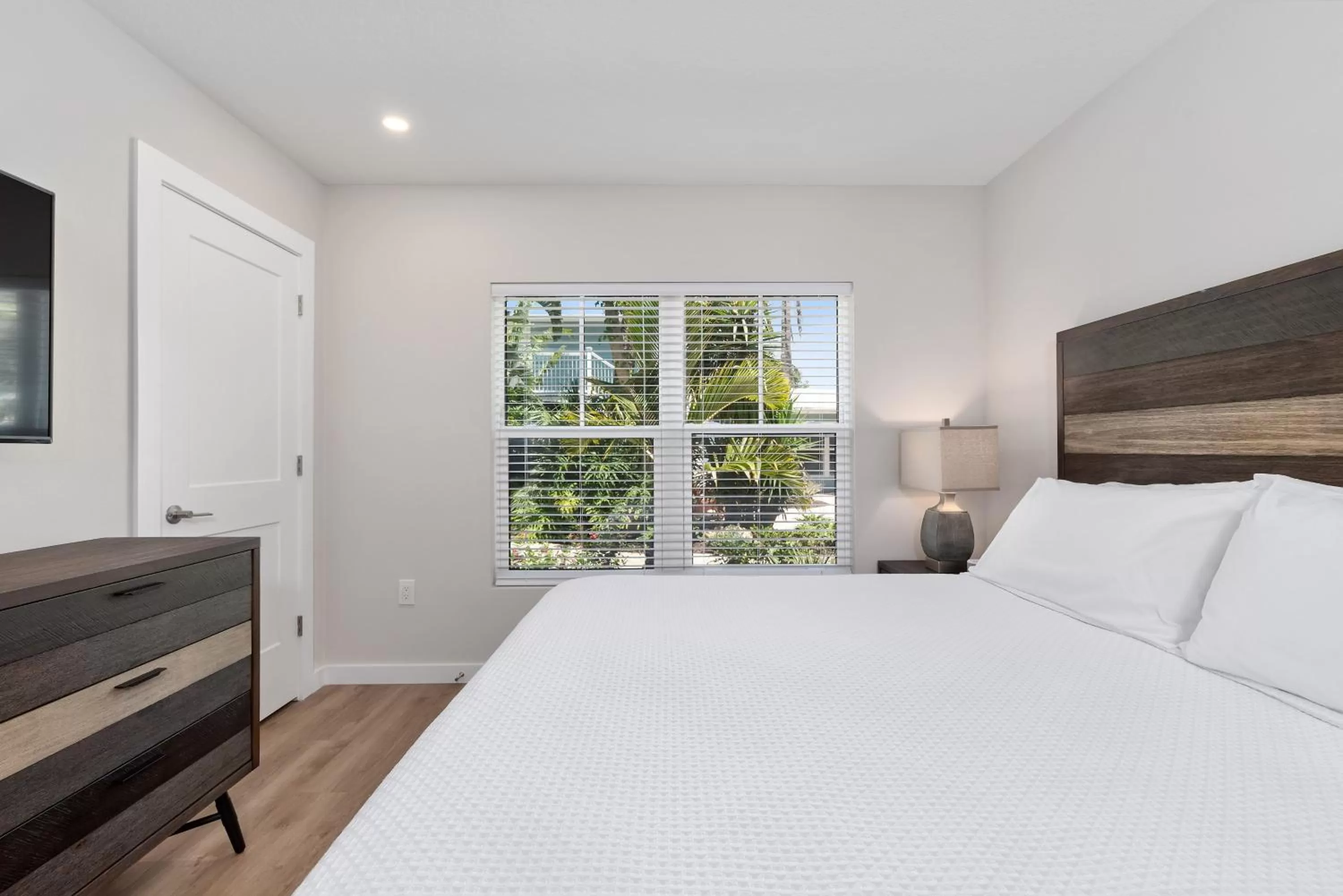 Bed in Escape Coastal Resort on Casey Key