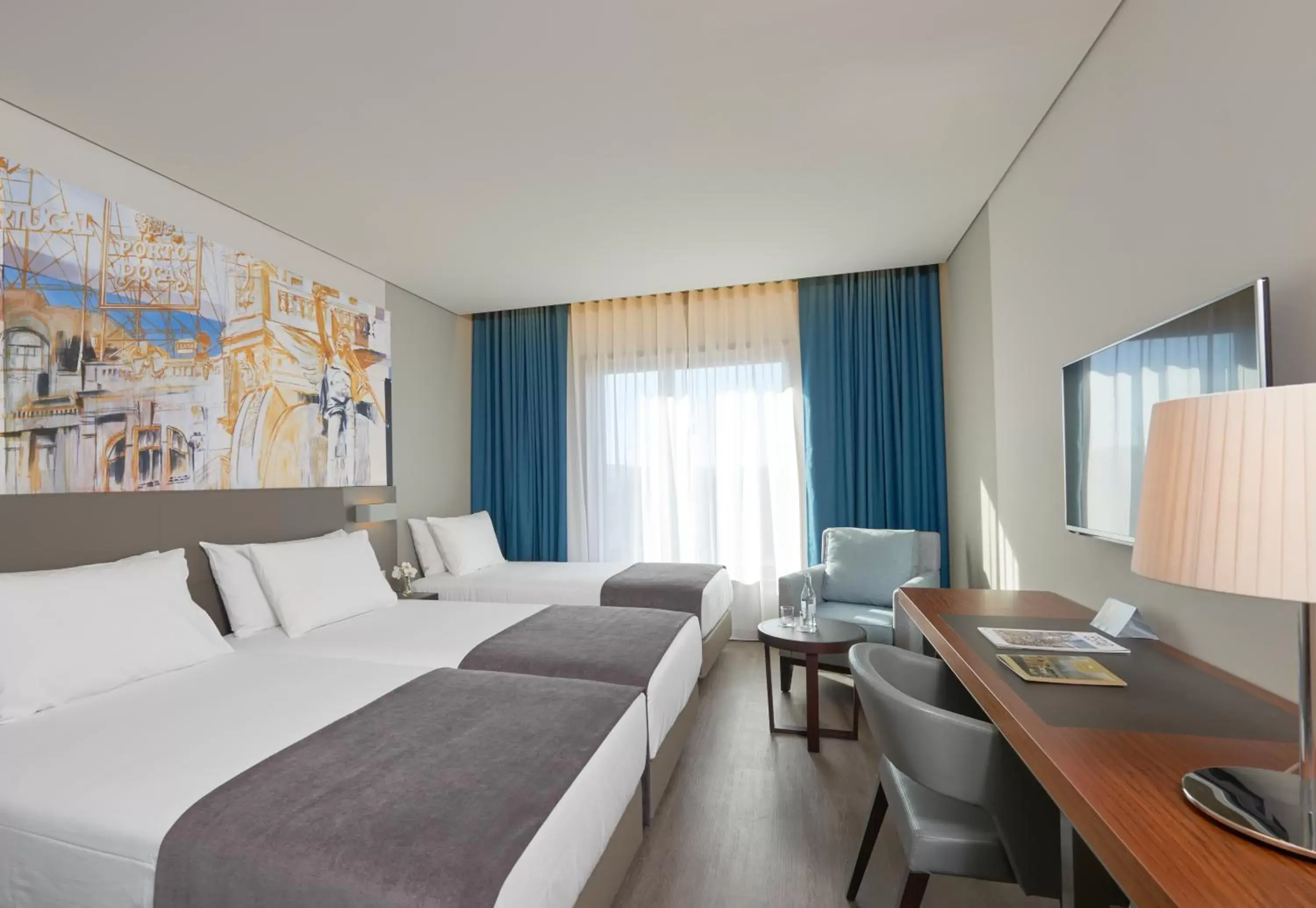 Double Room with Extra Bed (2 Adults + 1 Child) in Timbre Heroismo Double Room with Extra Bed (2 Adults + 1 Child) in Timbre Heroismo