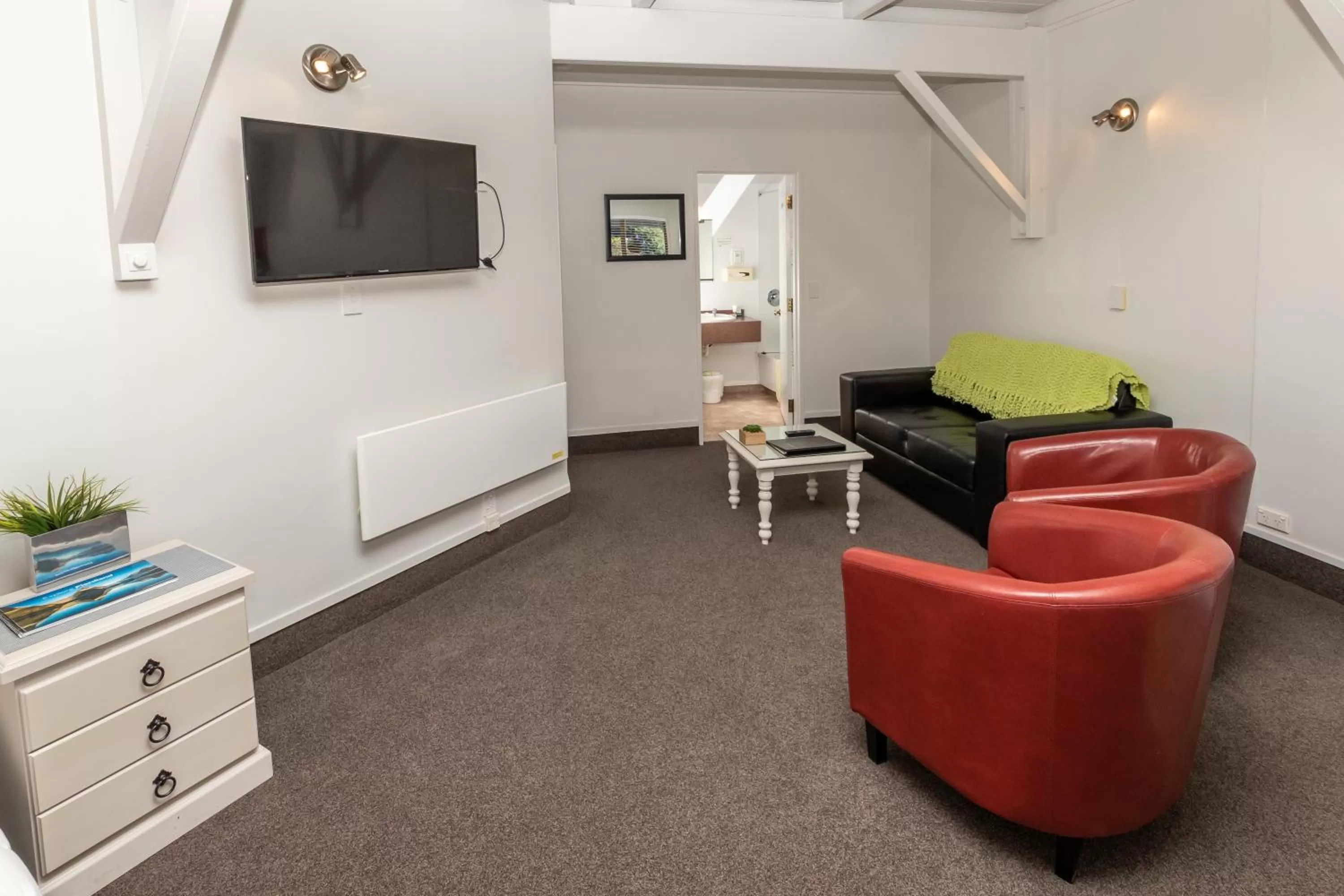 Seating area in ASURE Explorer Motel & Apartments