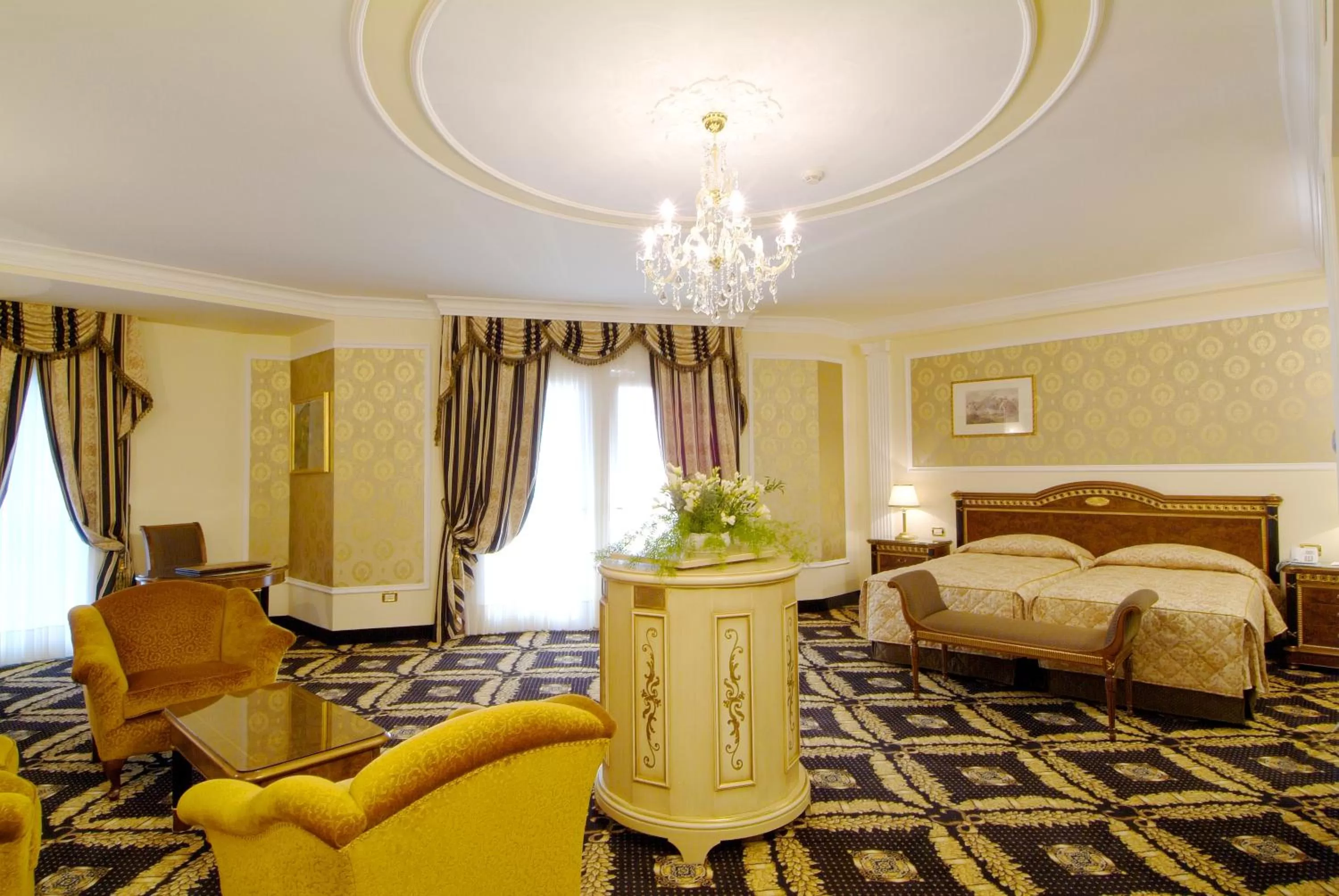 Photo of the whole room, Bed in Hotel La Residence & Idrokinesis