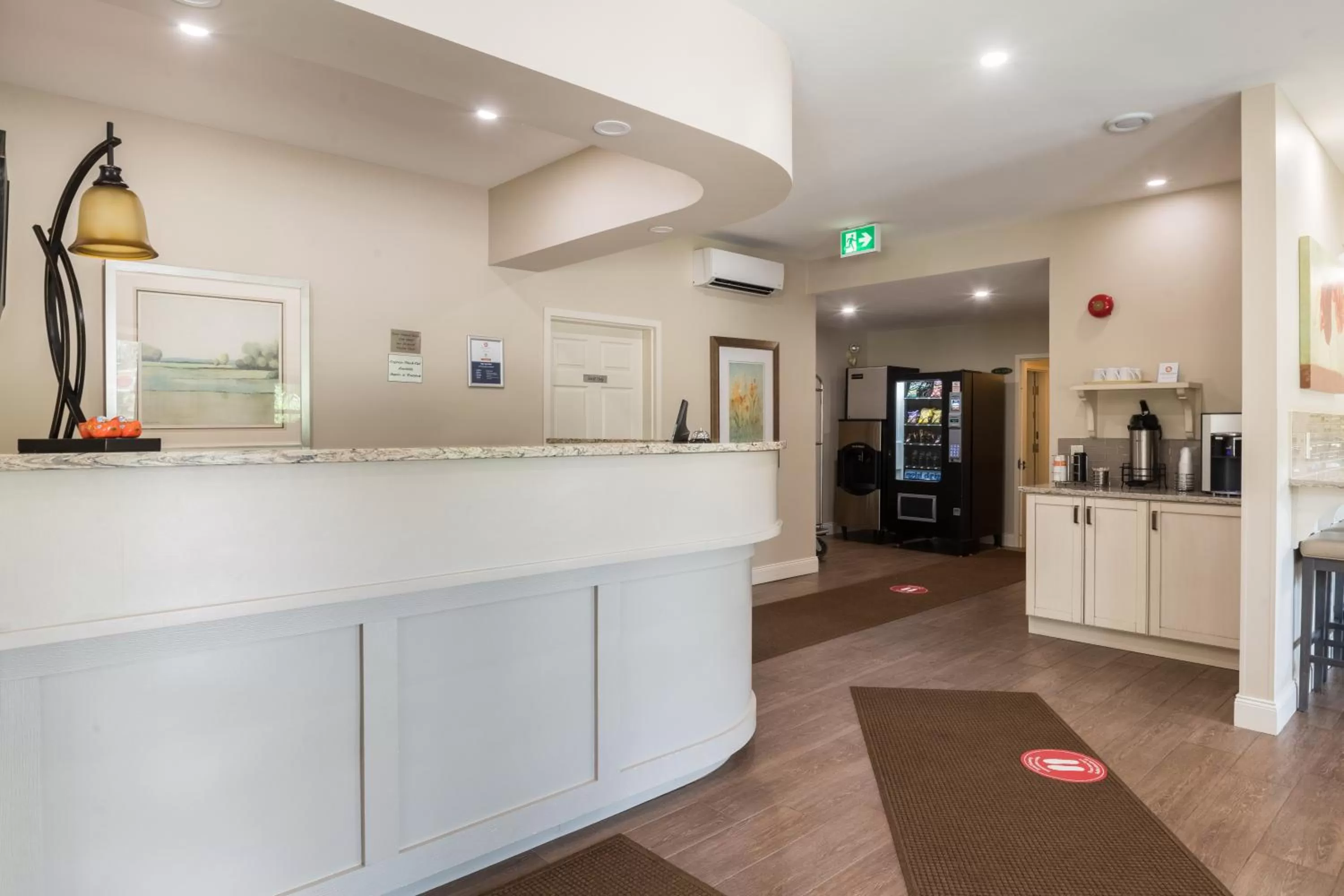 Amsterdam Inn & Suites Sussex