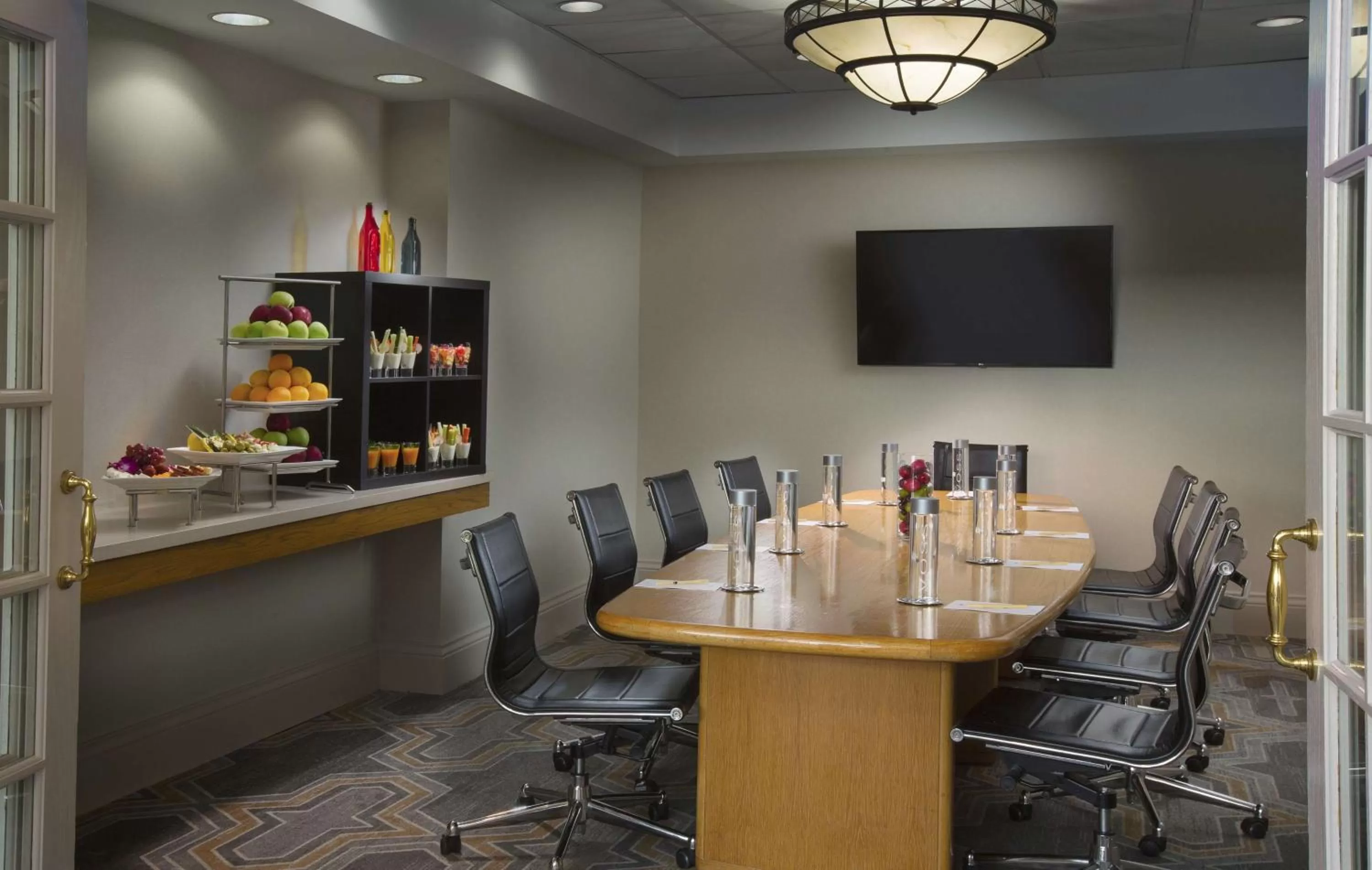 Meeting/conference room in DoubleTree by Hilton Chicago - Oak Brook