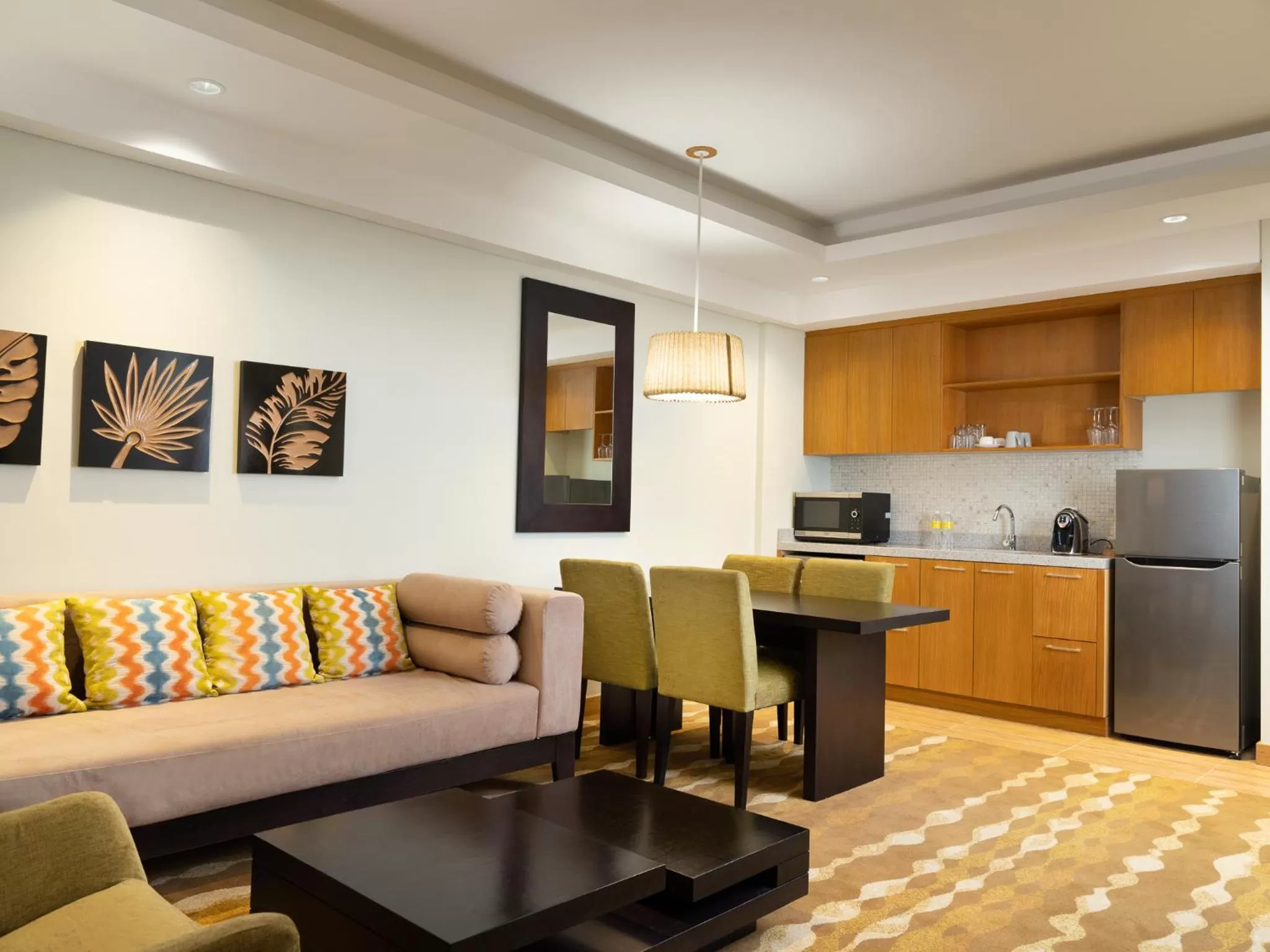Kitchen or kitchenette in Holiday Inn & Suites Jakarta Gajah Mada by IHG