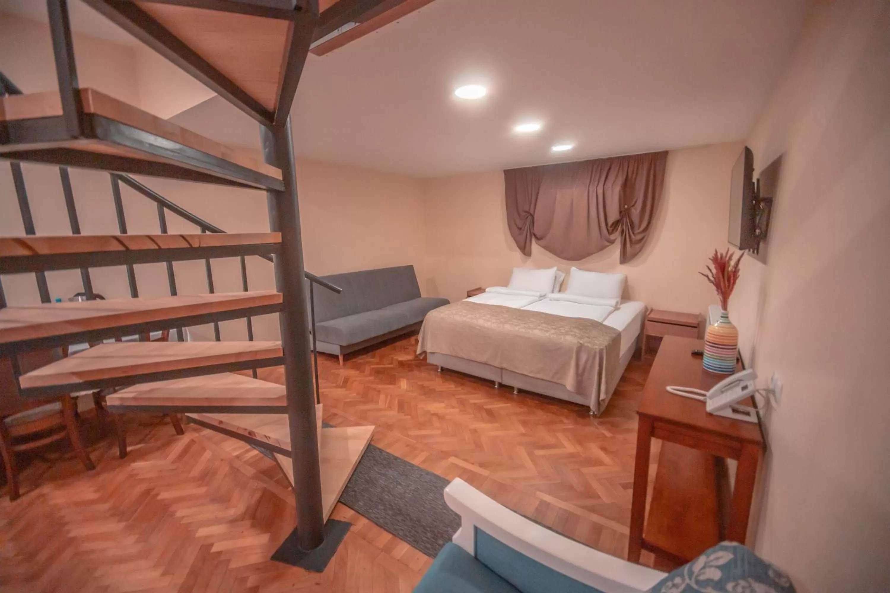 Bedroom in Hotel Banovani