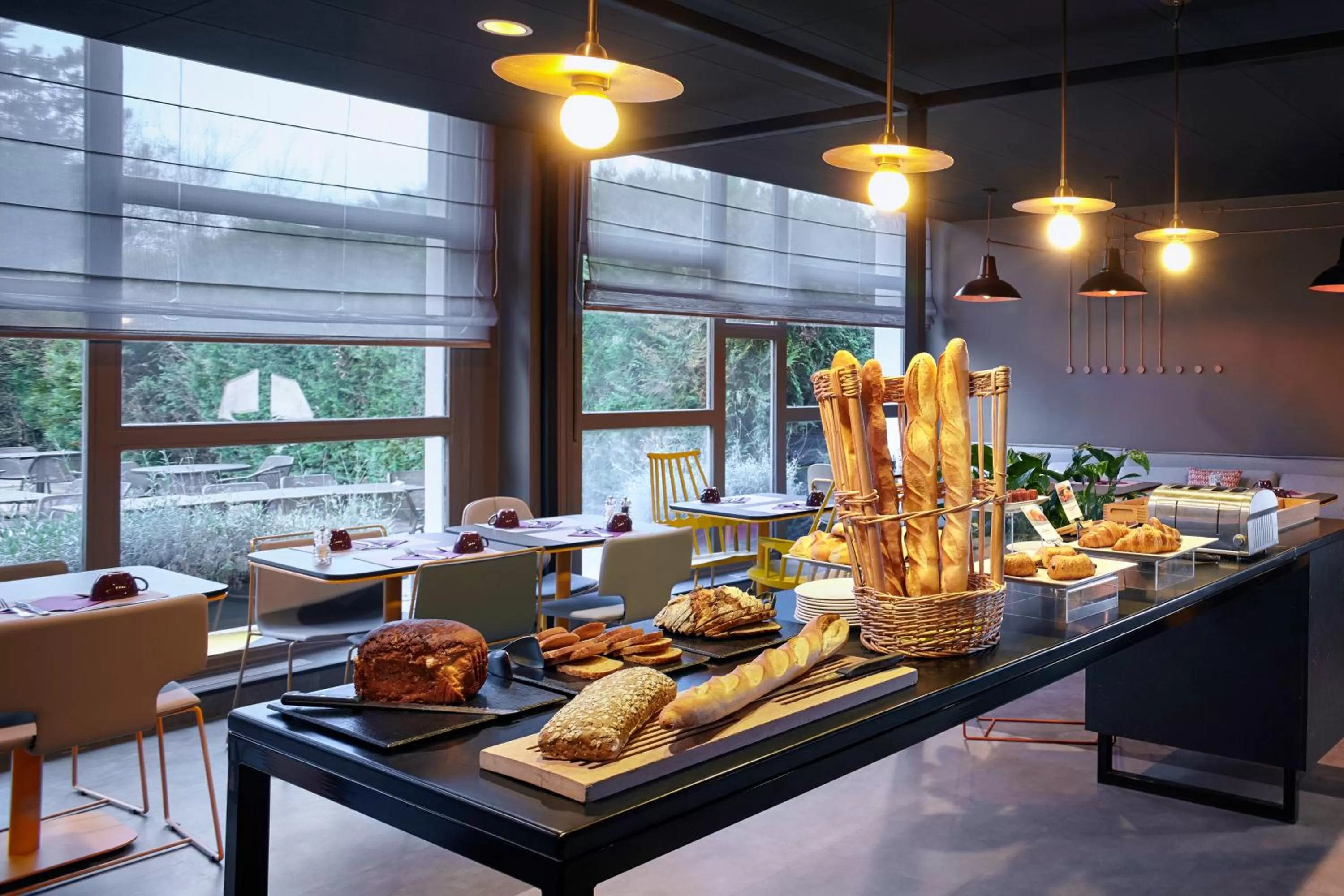 Food and drinks in Mercure Paris Sud Les Ulis-Courtaboeuf