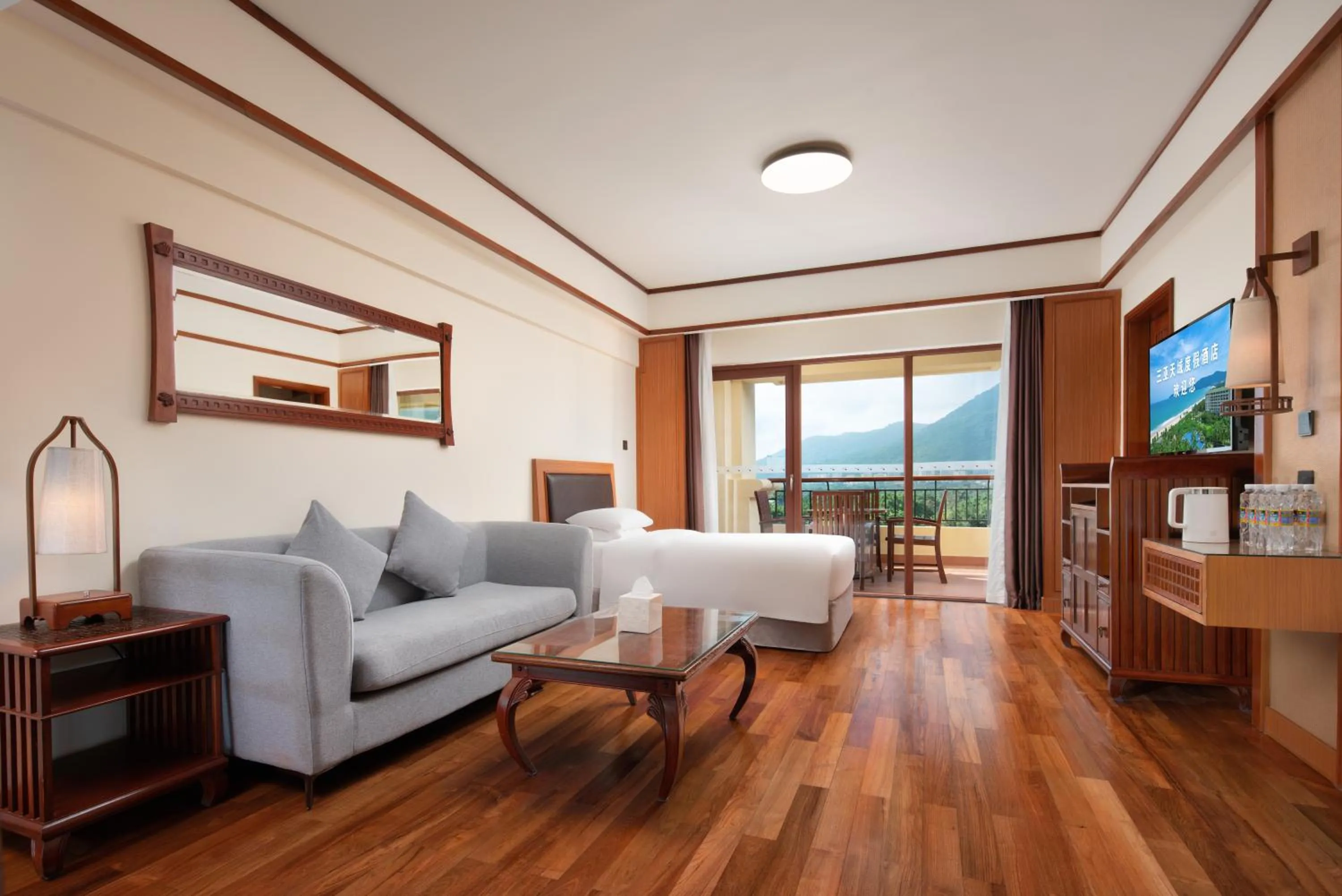 Balcony/Terrace in Horizon Resort & Spa Yalong Bay-Yalong Bay Central