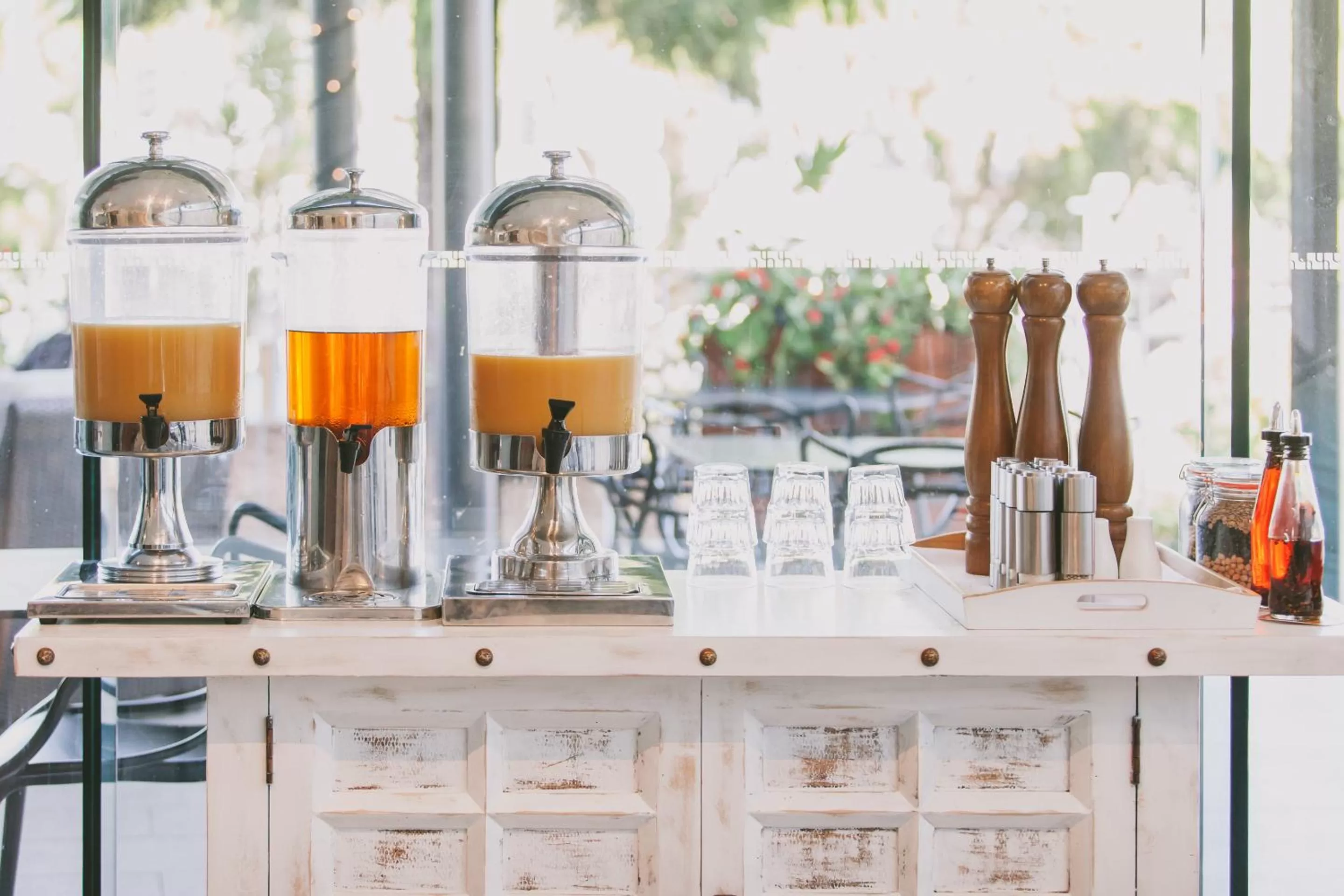 Buffet breakfast in Mercure Brisbane Spring Hill