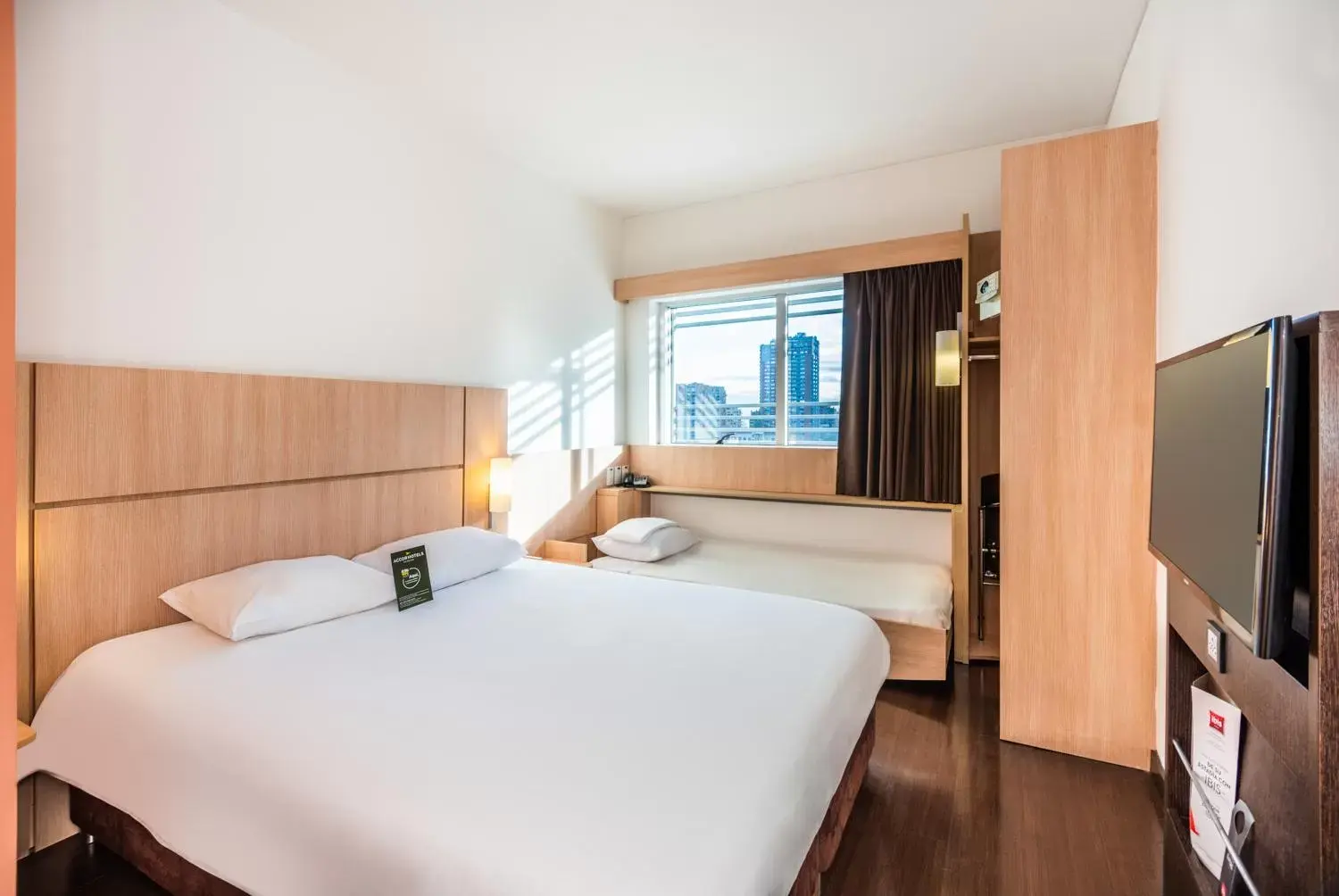 Standard Double Room with 1 Single Bed in ibis Bogota Museo Standard Double Room with 1 Single Bed in ibis Bogota Museo