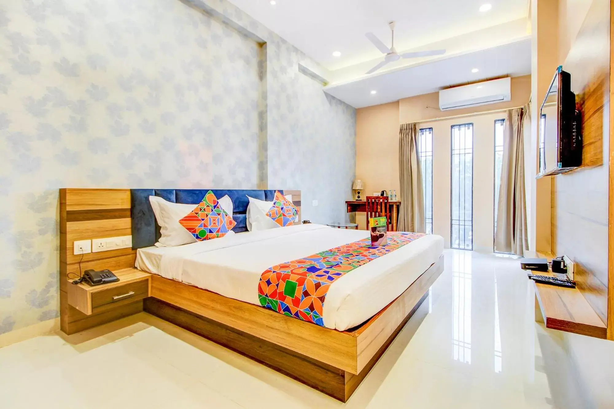 Superior Double Room - single occupancy in FabHotel 7th Crossing Malviya Nagar Superior Double Room - single occupancy in FabHotel 7th Crossing Malviya Nagar