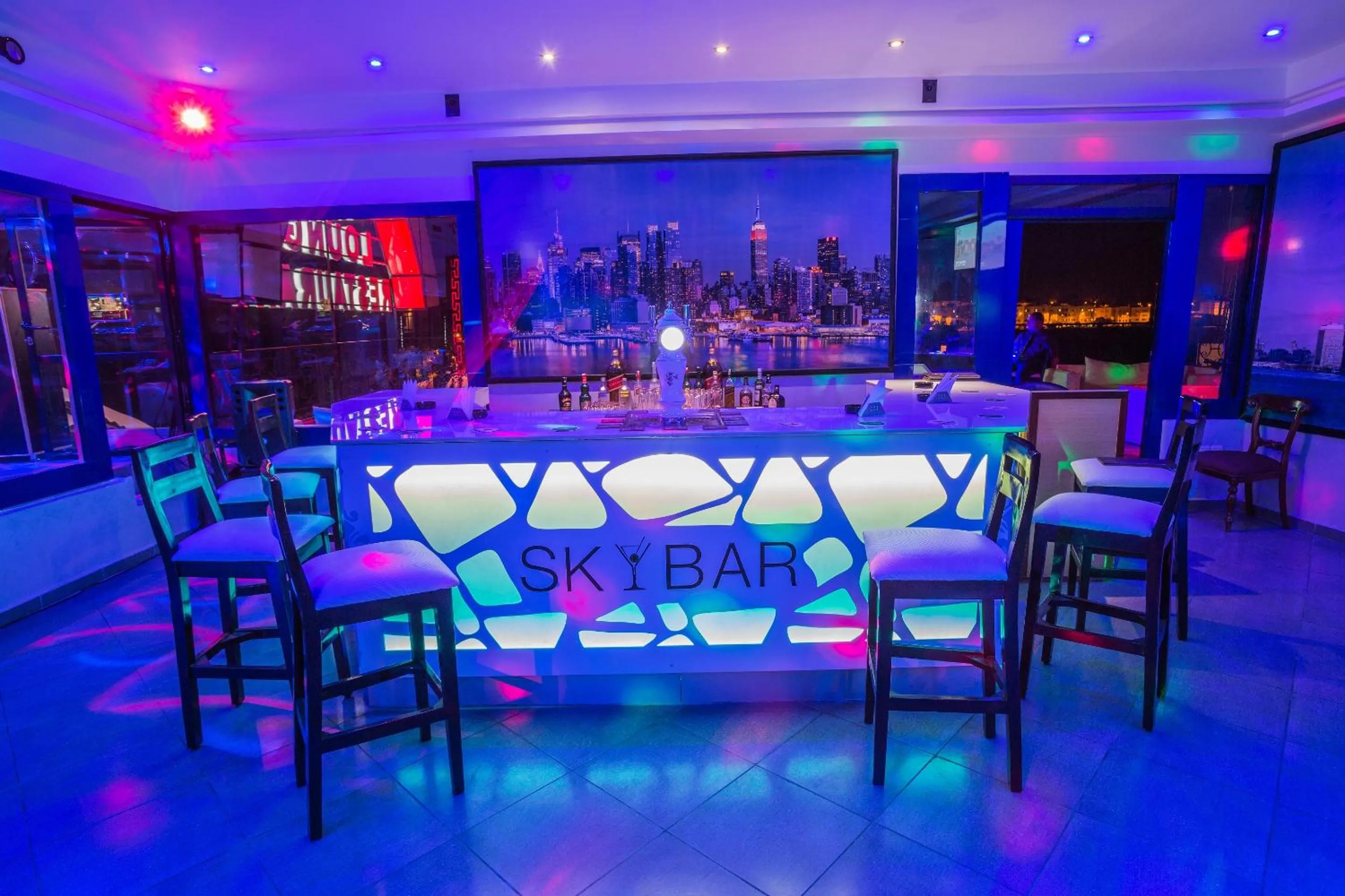 Lounge or bar in Menzeh Zalagh City Center