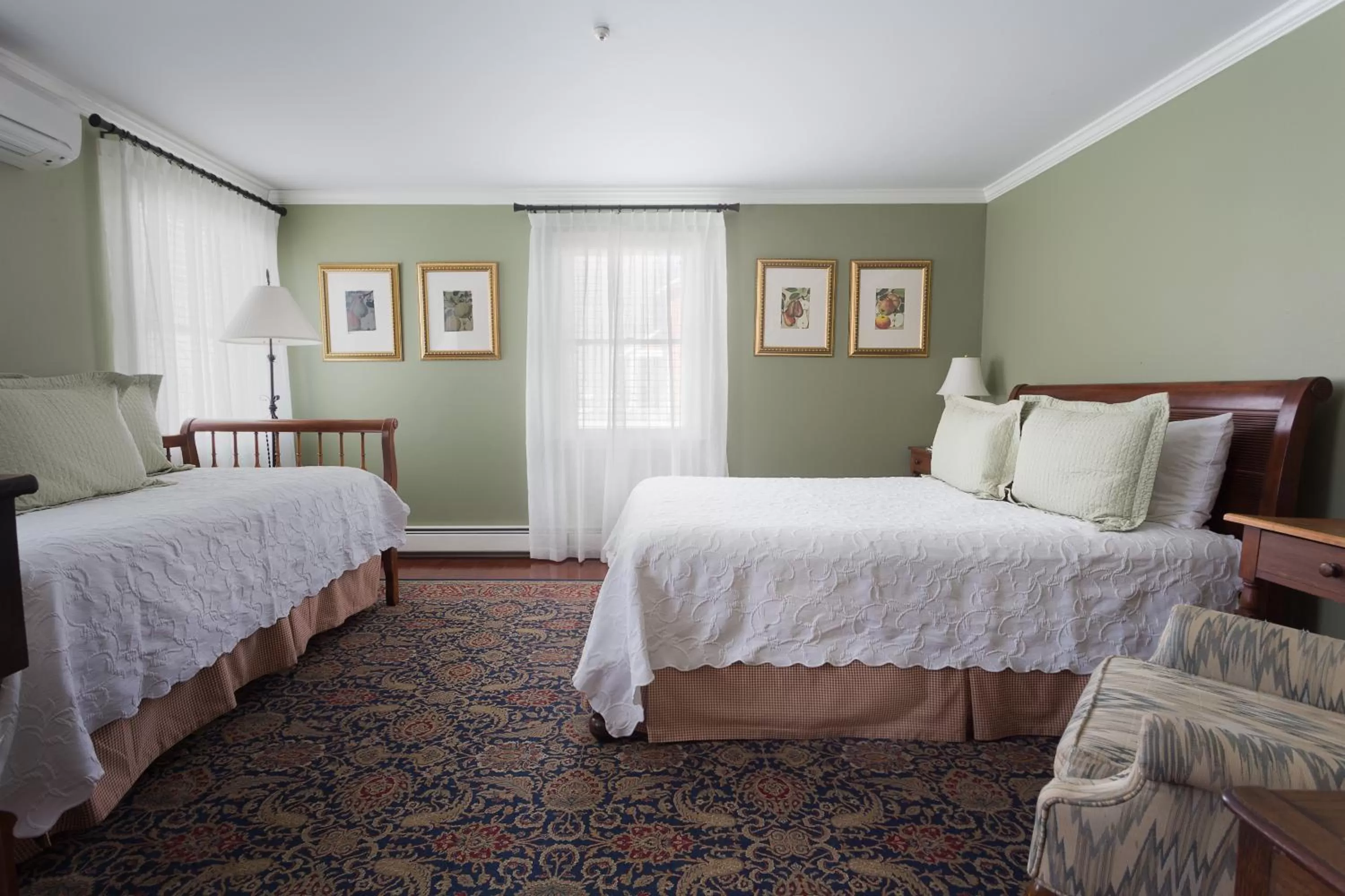 Bed in The Inn at Manchester