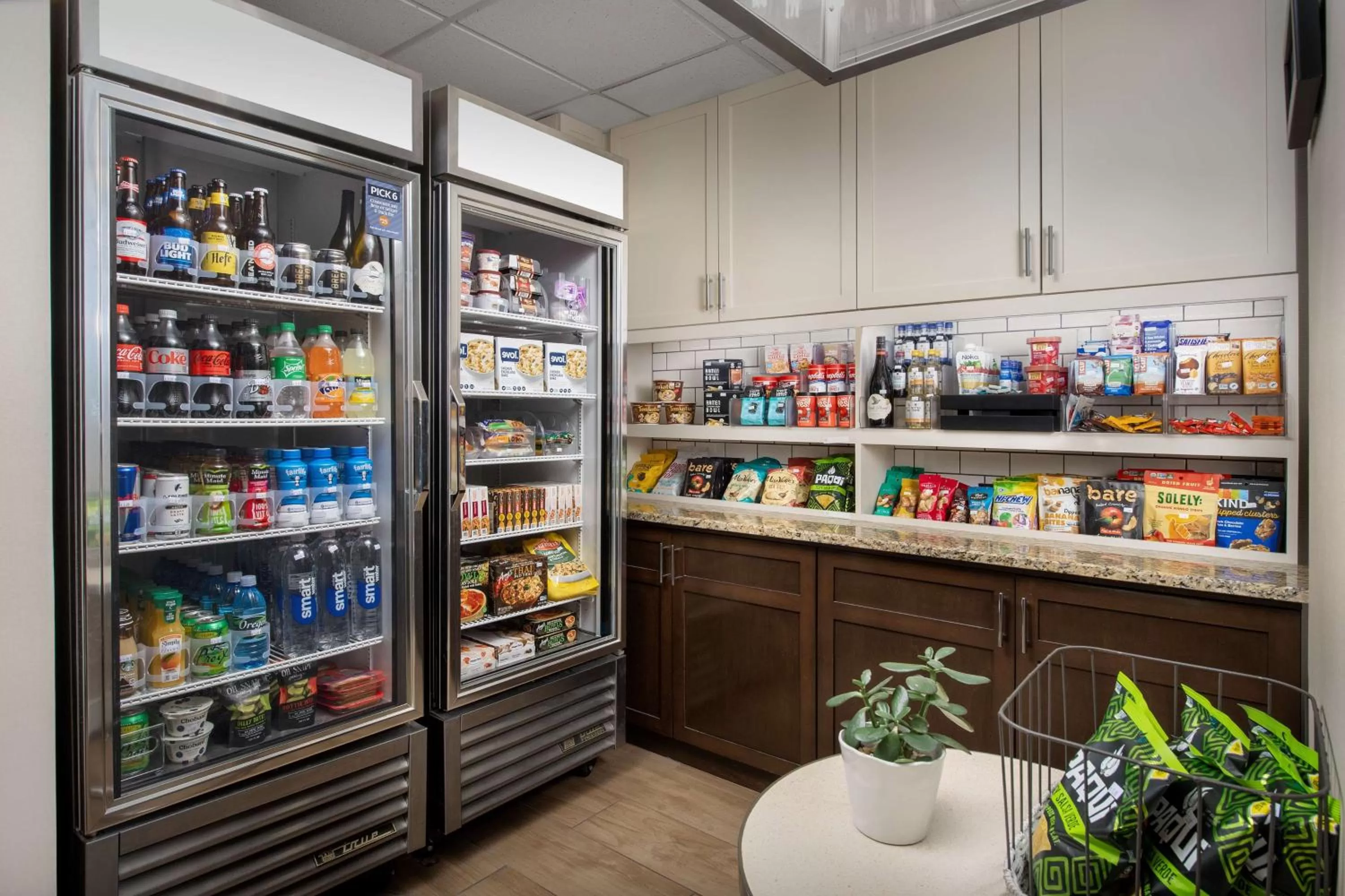 Restaurant/places to eat in Homewood Suites Hillsboro Beaverton