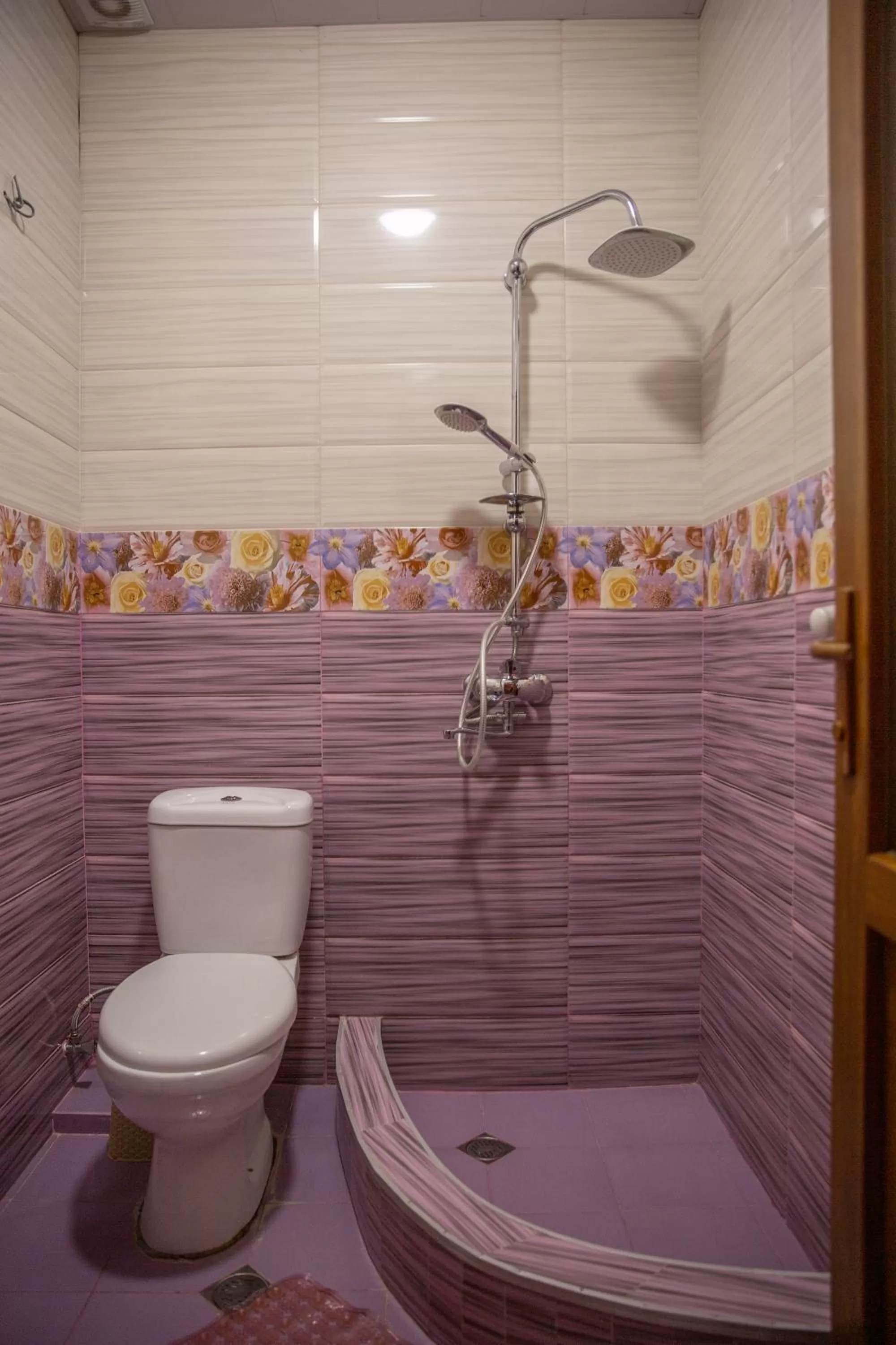 Bathroom in Family Hotel Kolorit Old Tbilisi