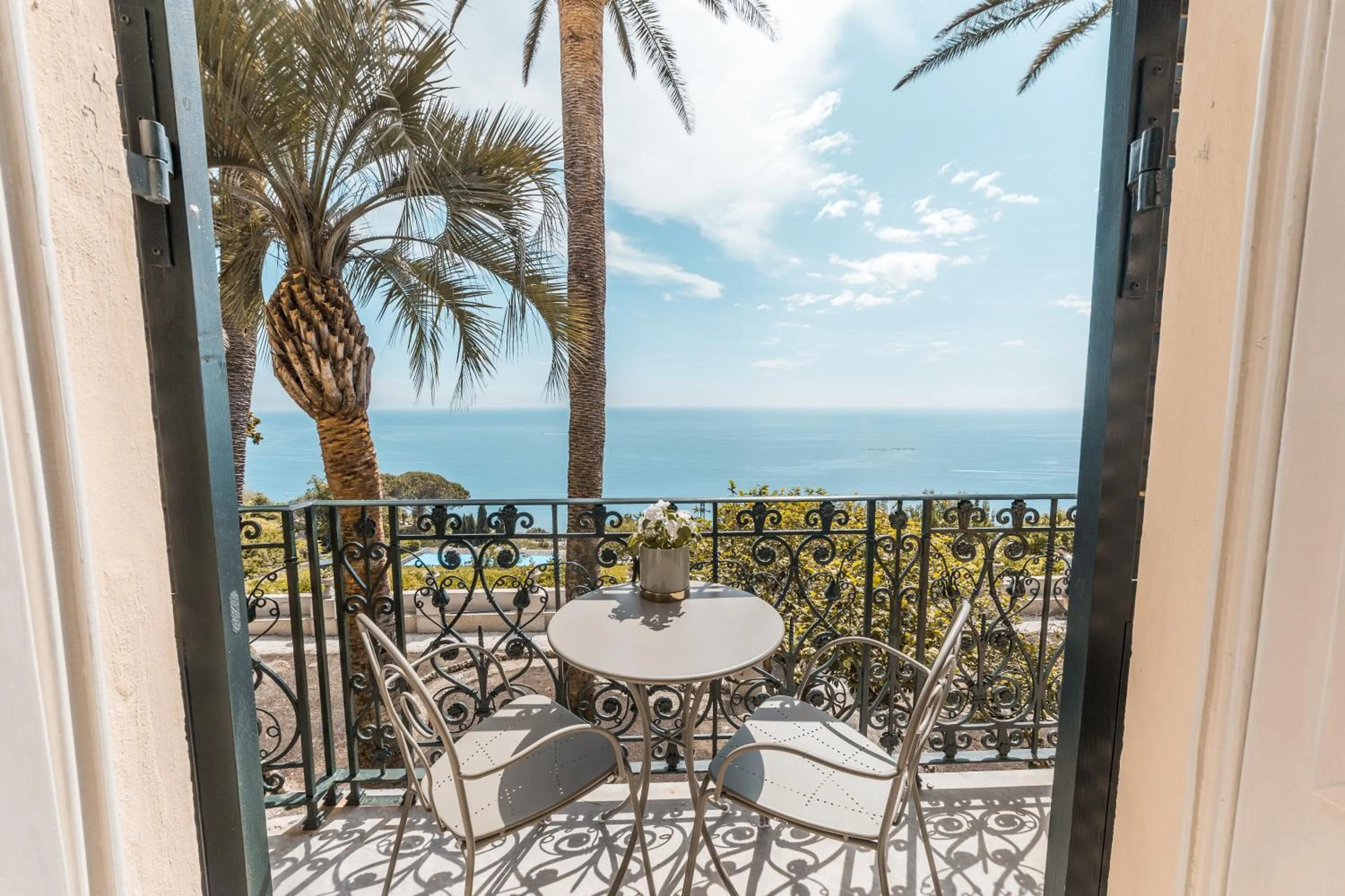 Property building in Villa Riviera Resort