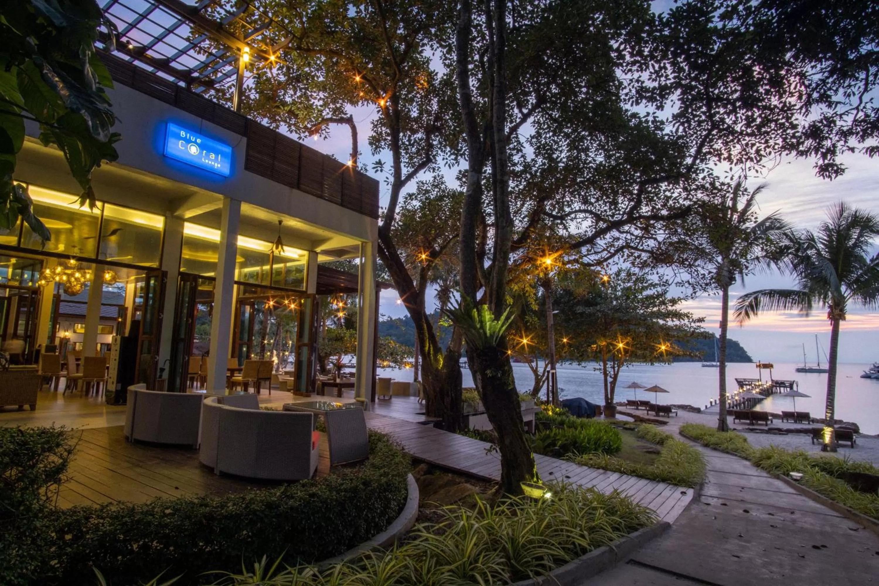 Restaurant/places to eat in The Beach Natural Resort Koh Kood