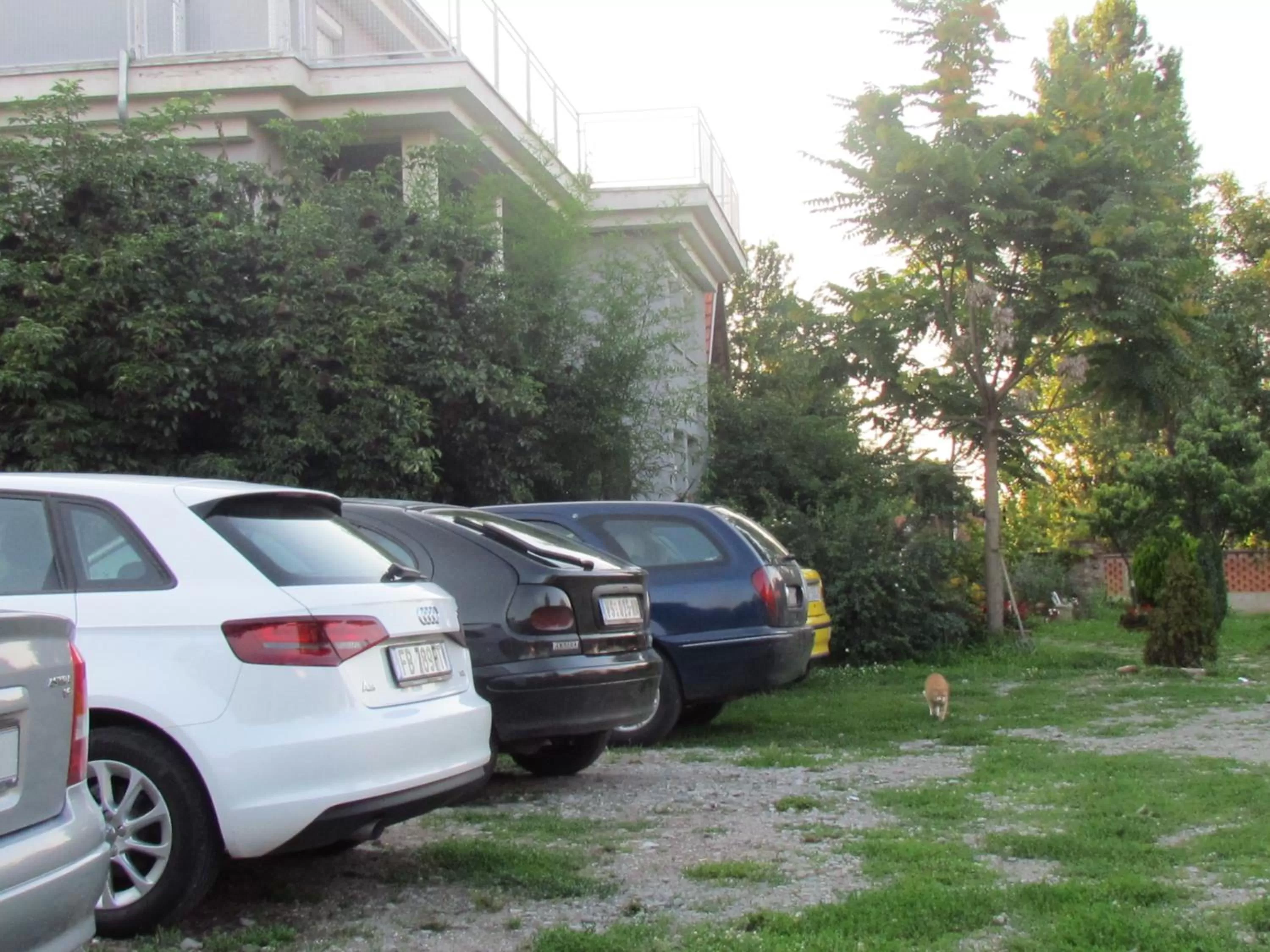 Other, Property Building in Pansion Vila Vanda