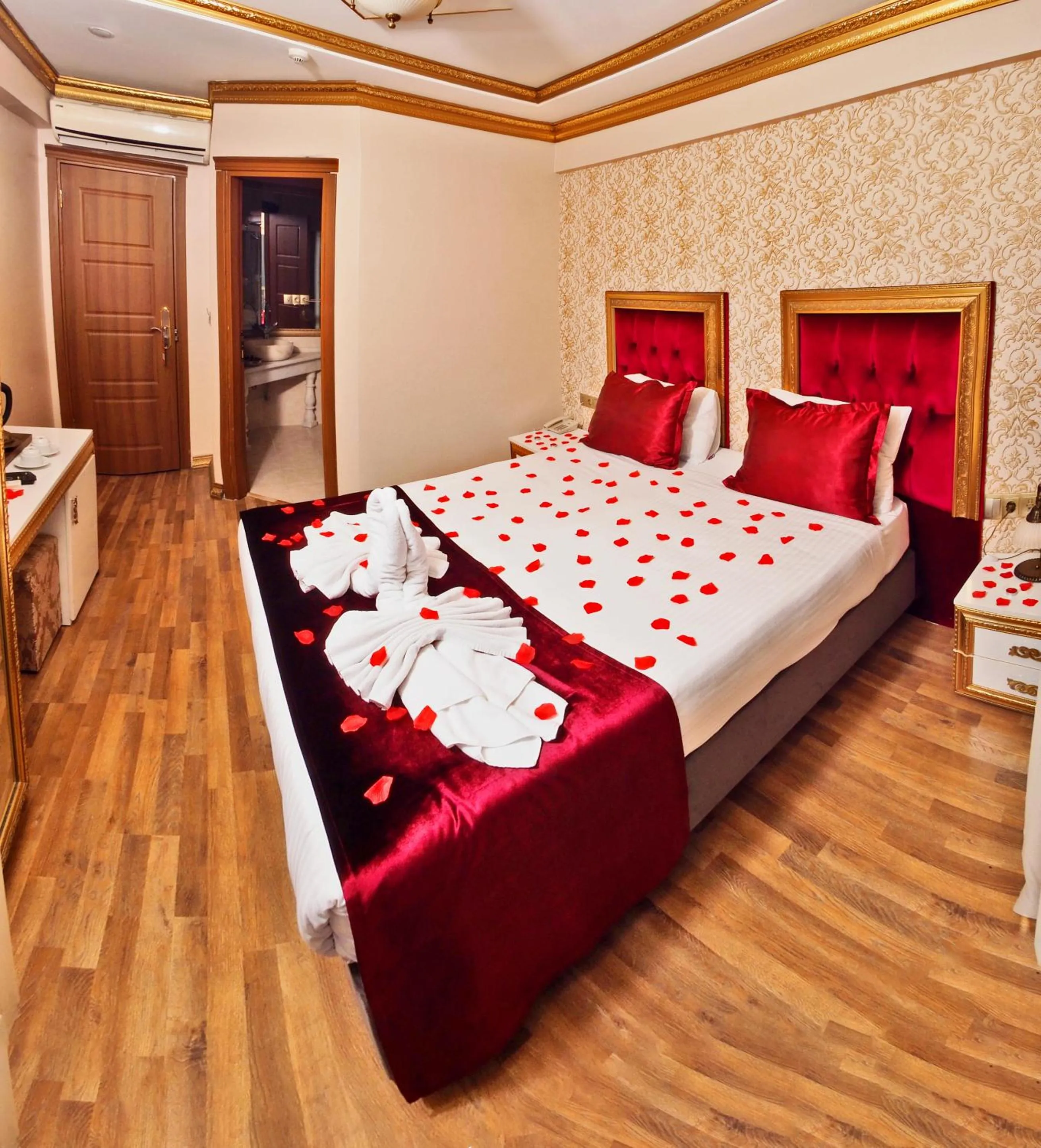 Bed in Marmara Deluxe Hotel